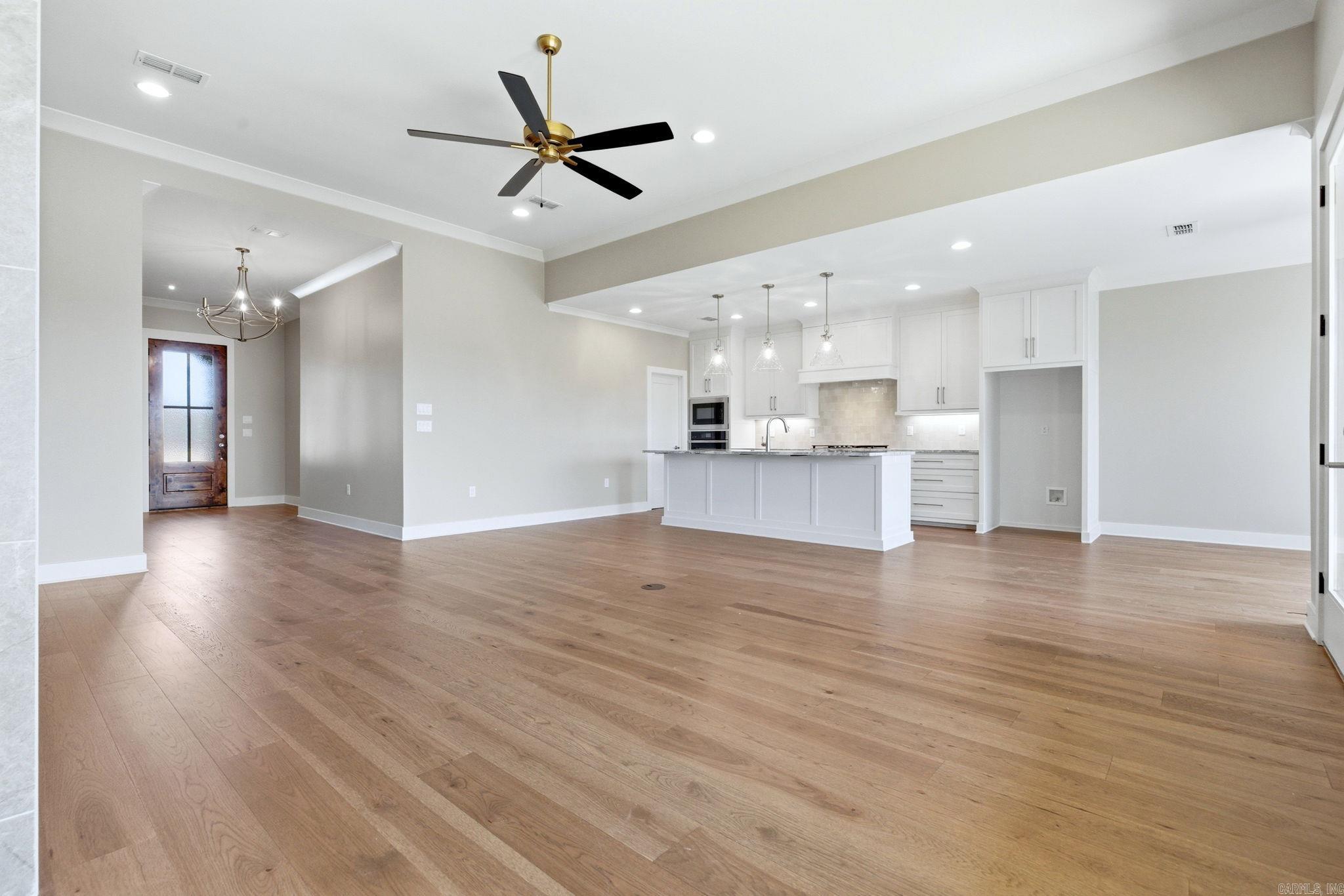 43 Mountain Brook Road Little Rock, AR 72223