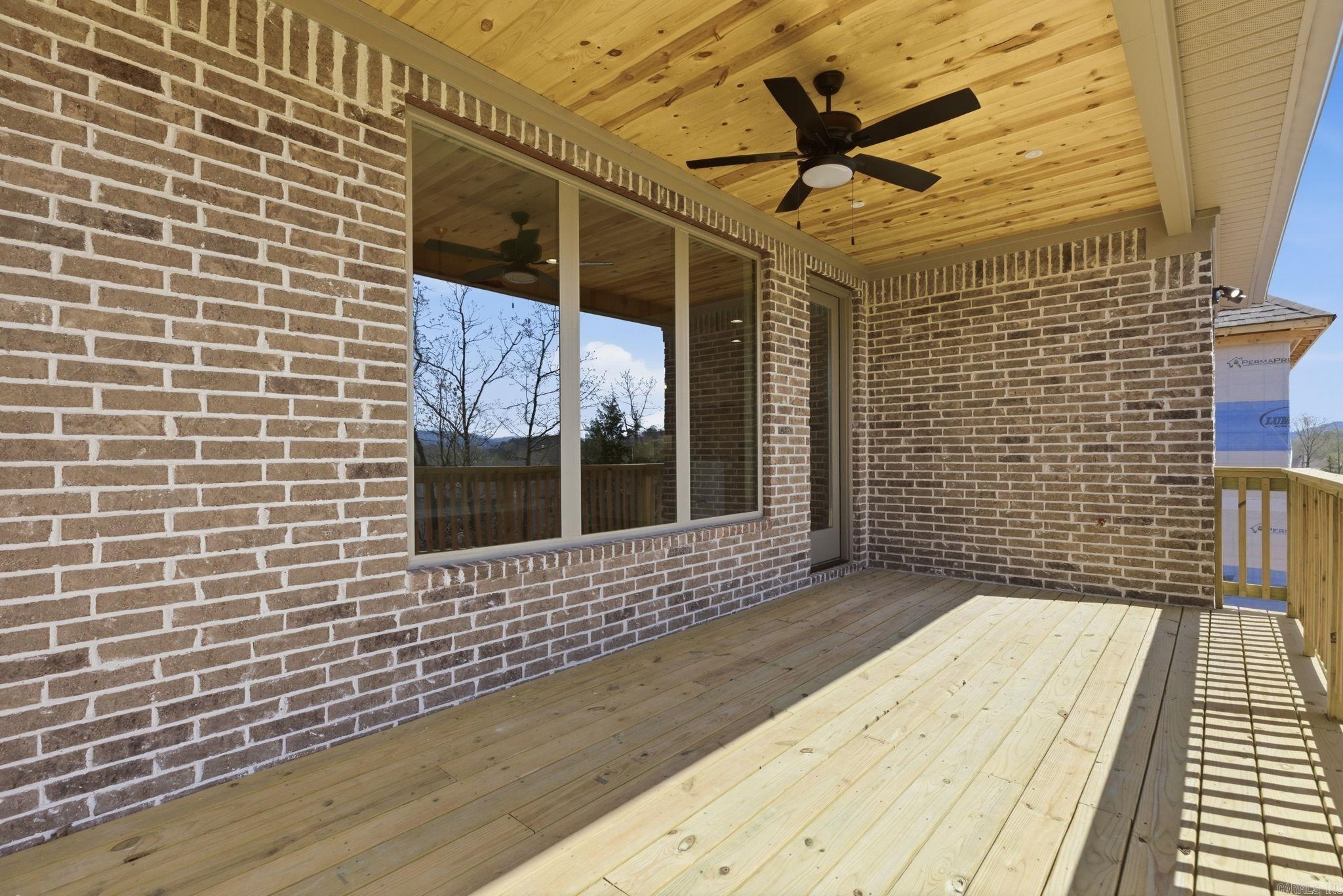 43 Mountain Brook Road Little Rock, AR 72223