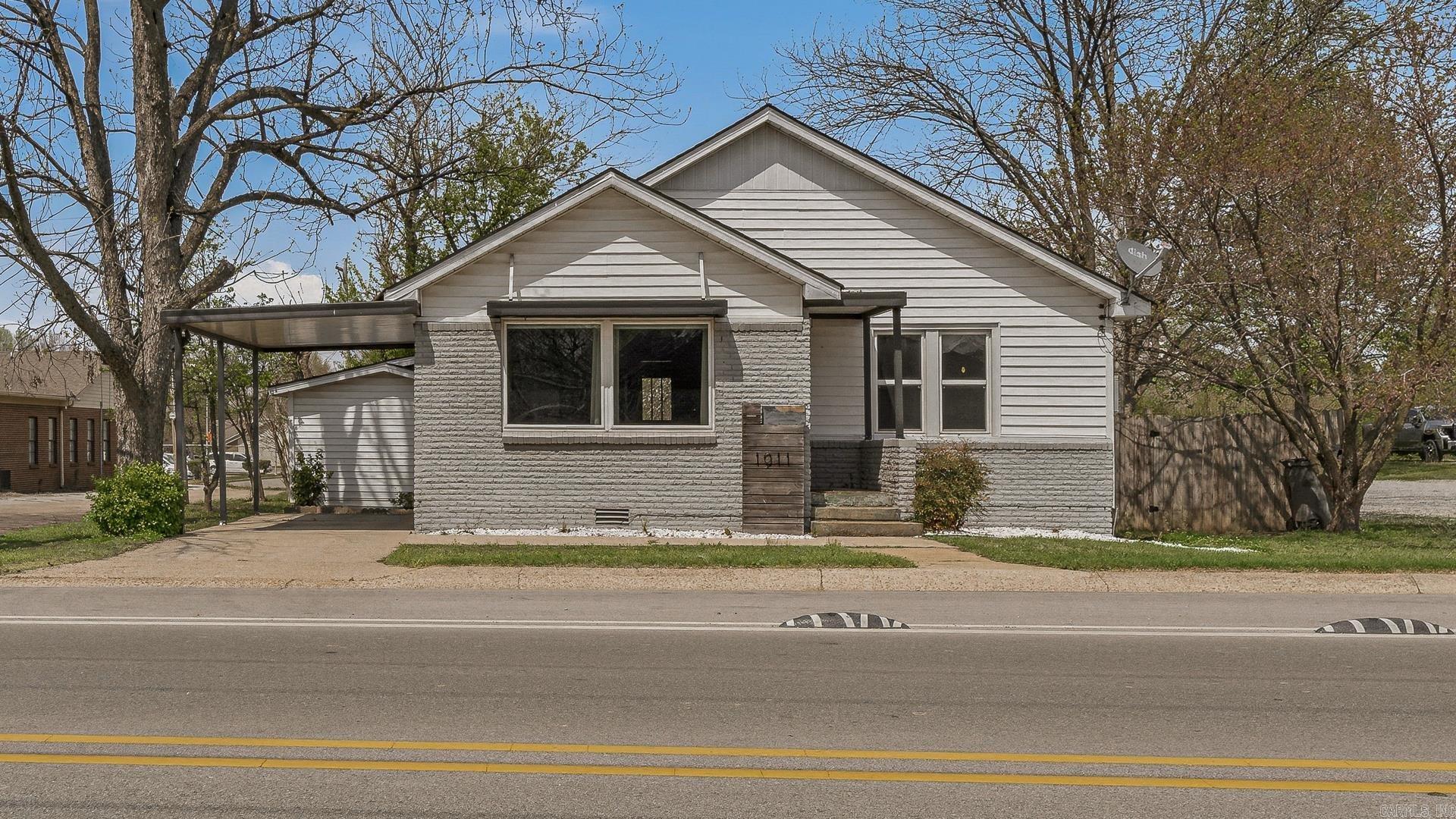 1011 W Court Paragould, AR 72450