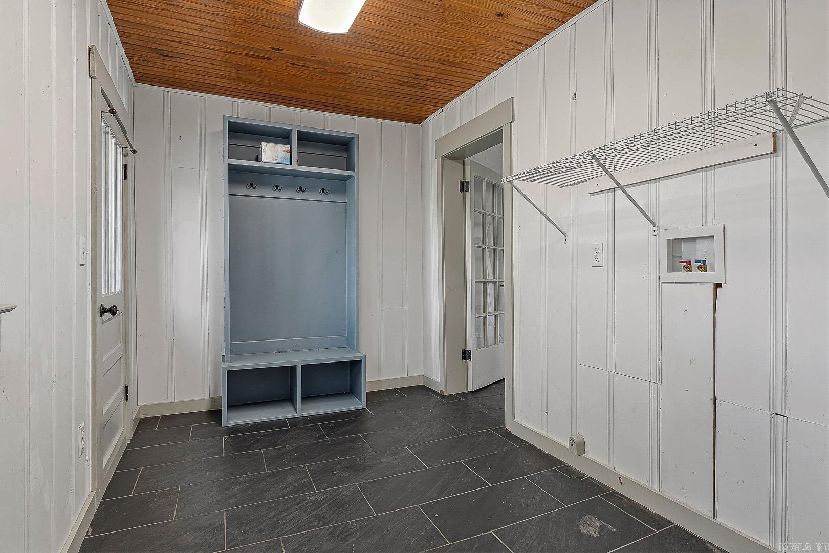 1011 W Court Paragould, AR 72450