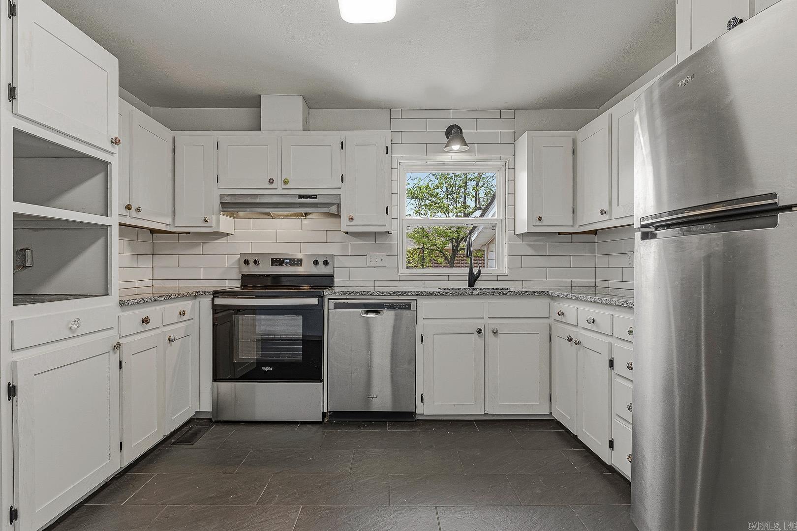 1011 W Court Paragould, AR 72450