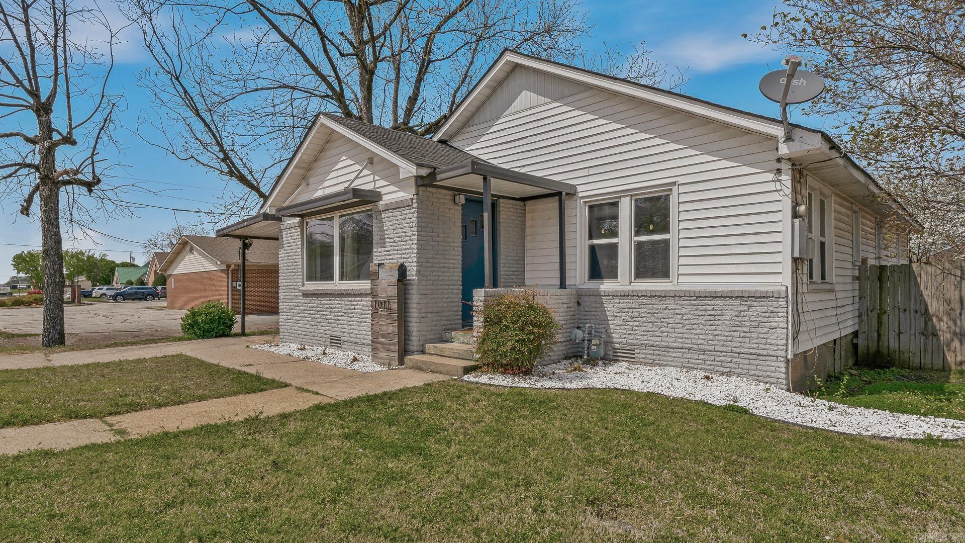 1011 W Court Paragould, AR 72450