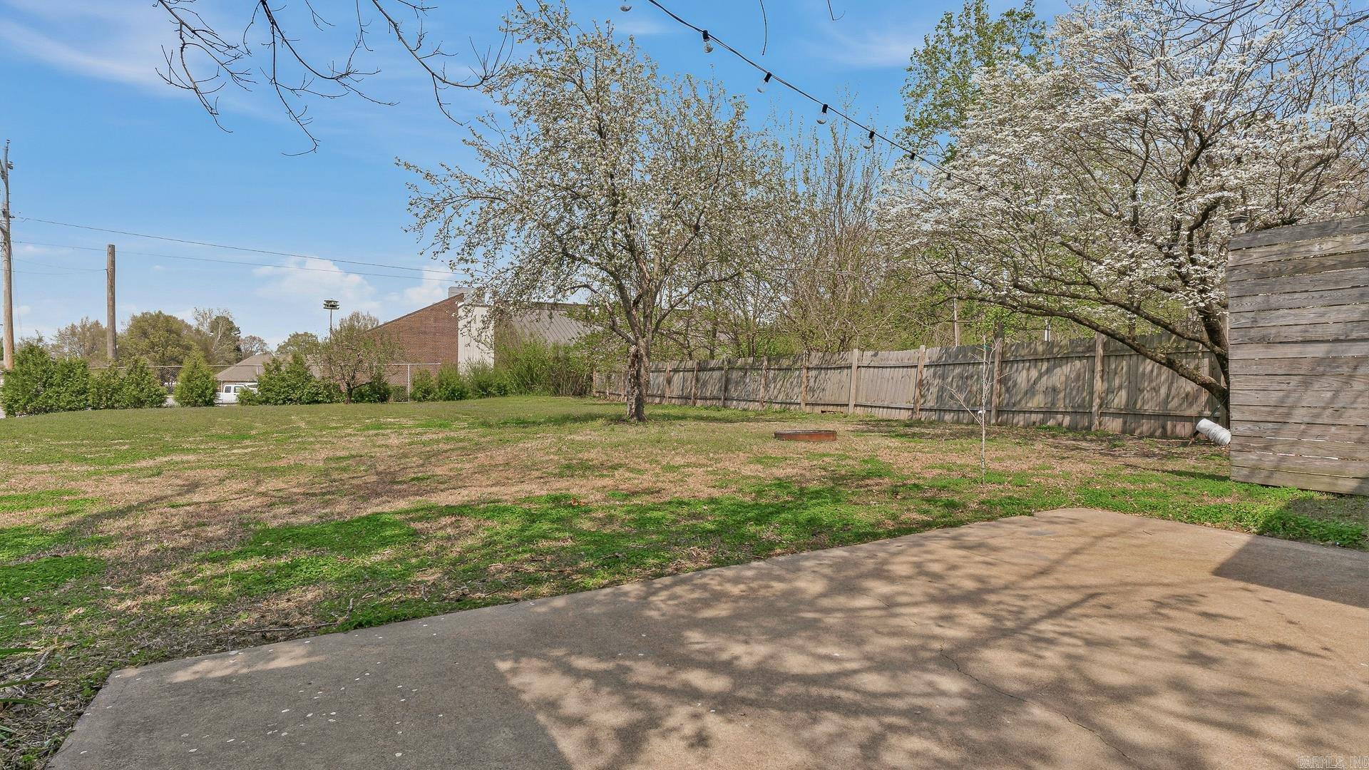 1011 W Court Paragould, AR 72450