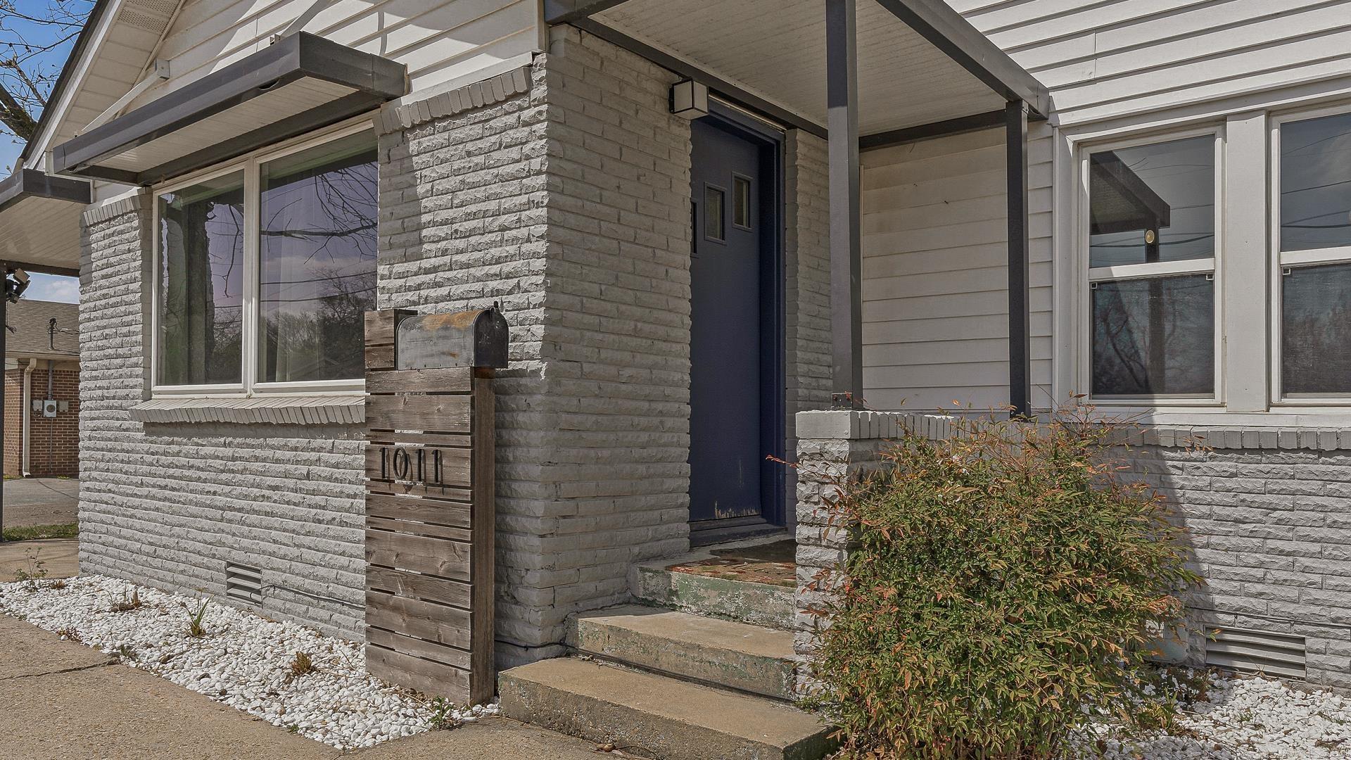 1011 W Court Paragould, AR 72450