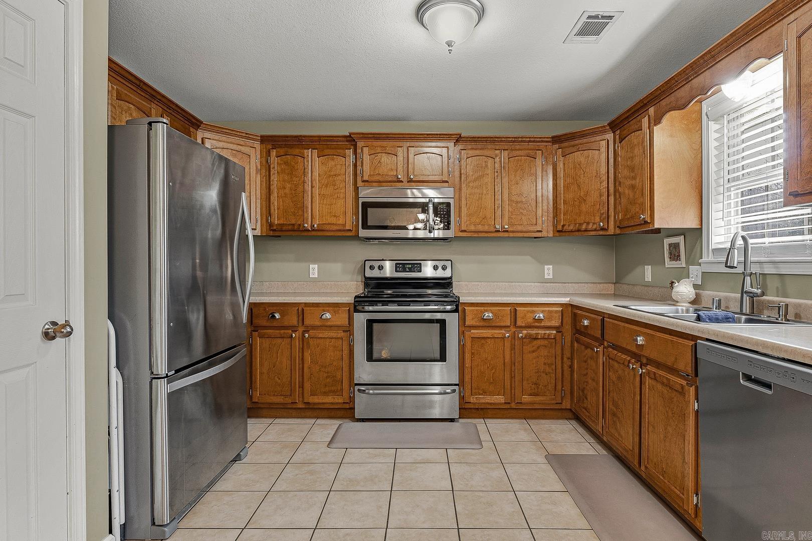 5502 S 32 Street Paragould, AR 72450