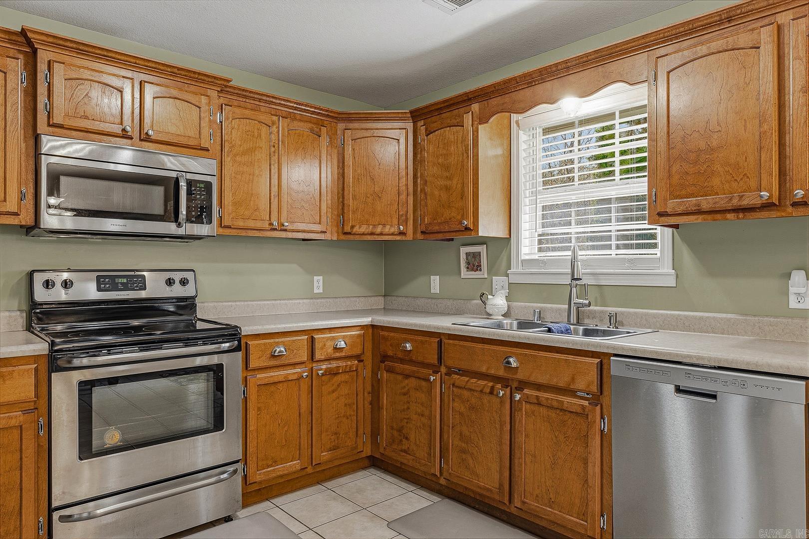 5502 S 32 Street Paragould, AR 72450