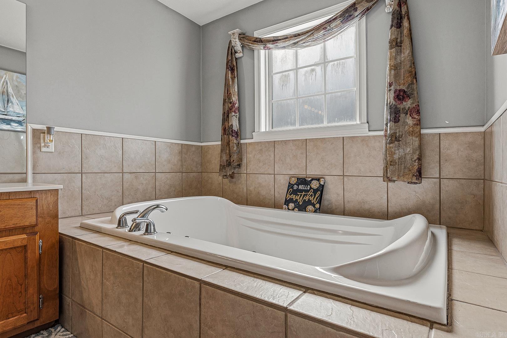 5502 S 32 Street Paragould, AR 72450