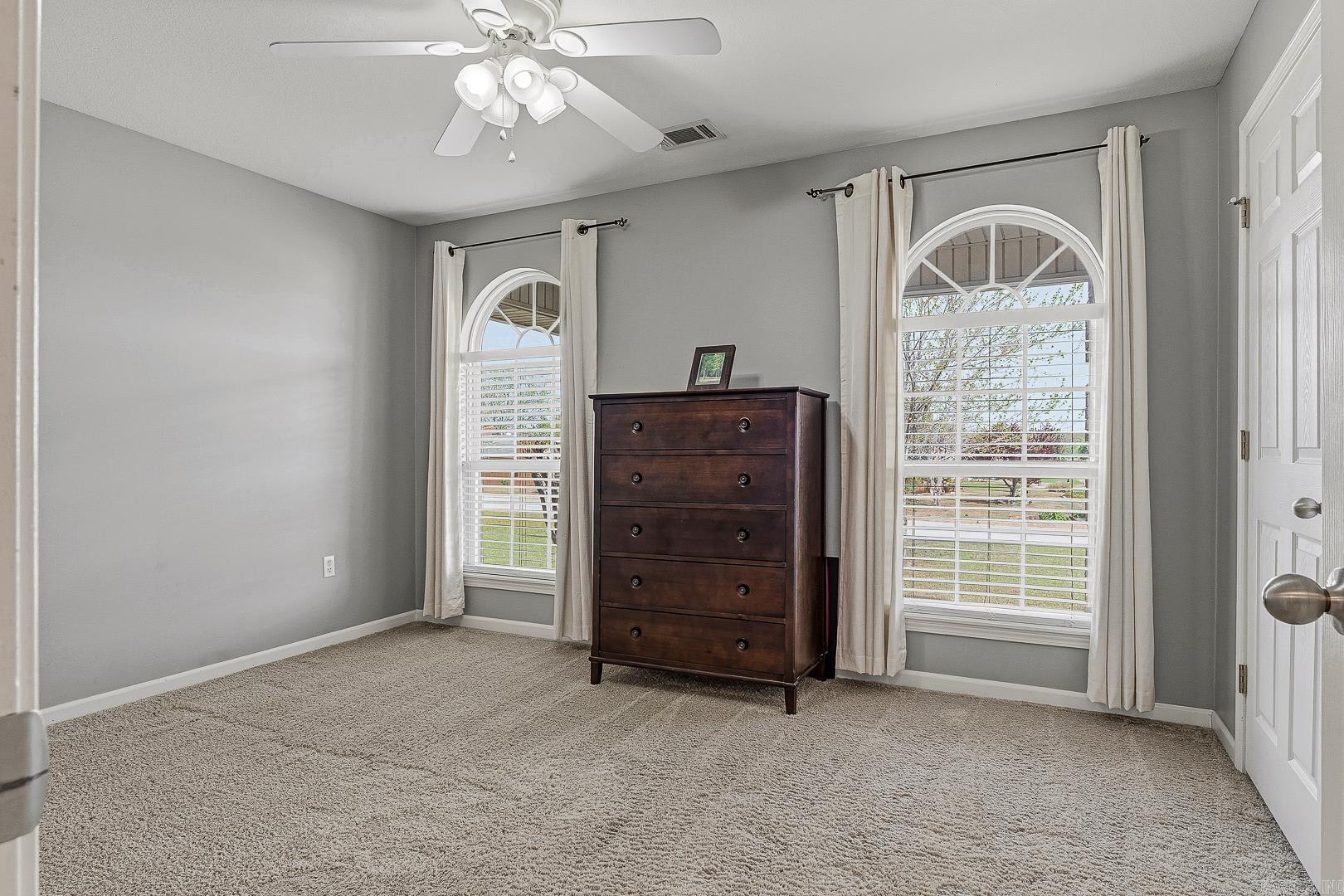 5502 S 32 Street Paragould, AR 72450