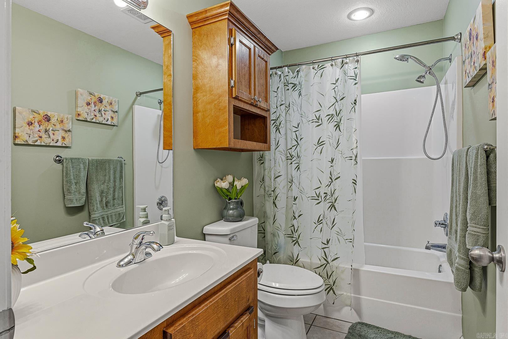 5502 S 32 Street Paragould, AR 72450