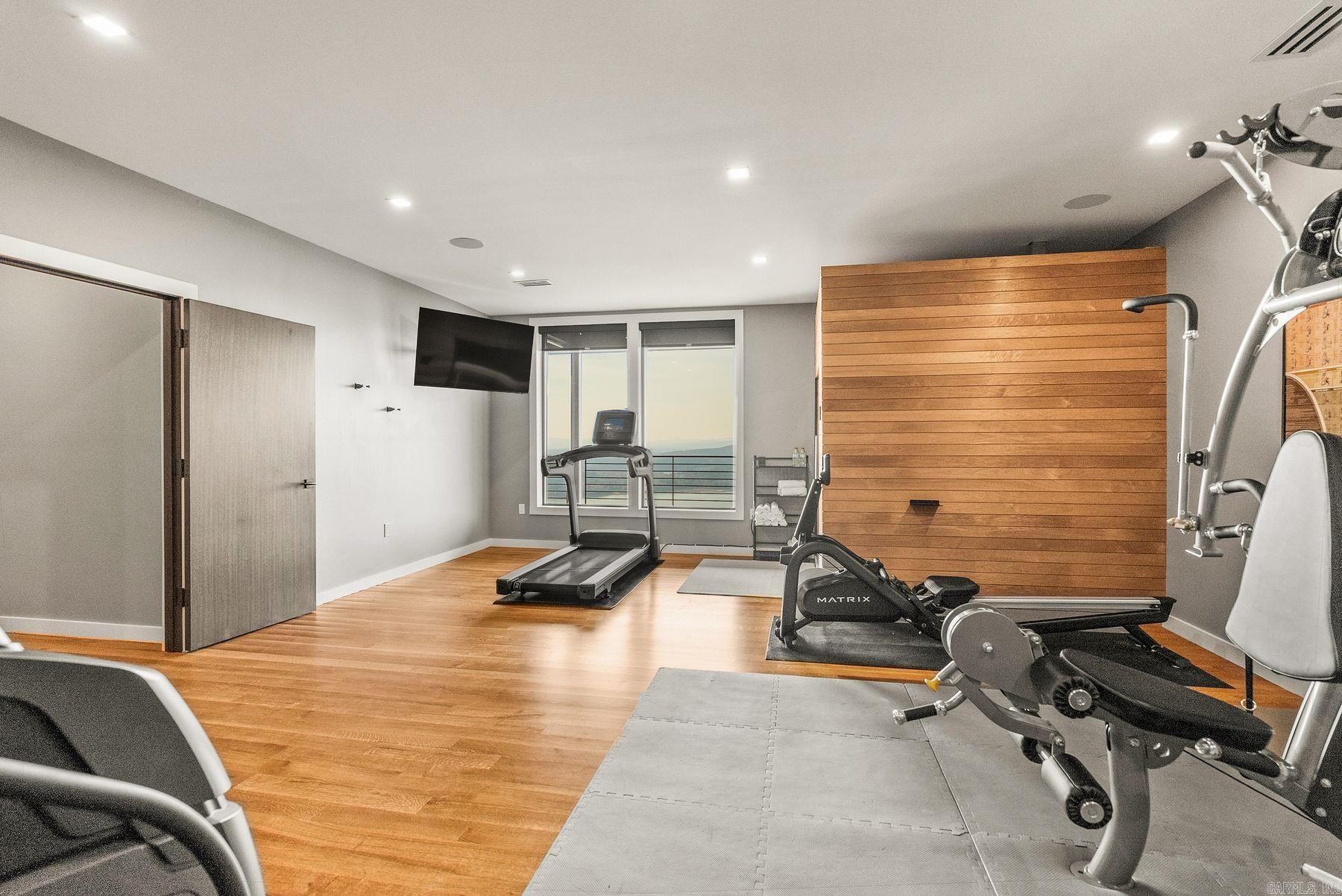 2623 Alum Cave Rd  Bee Branch, AR