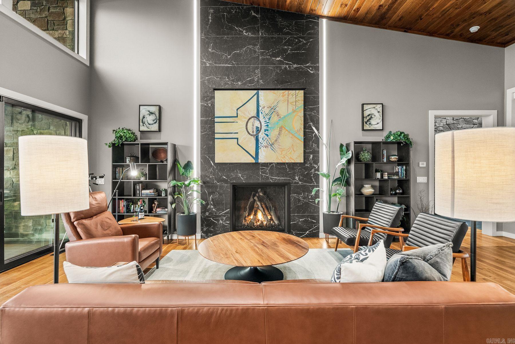 2623 Alum Cave Rd  Bee Branch, AR