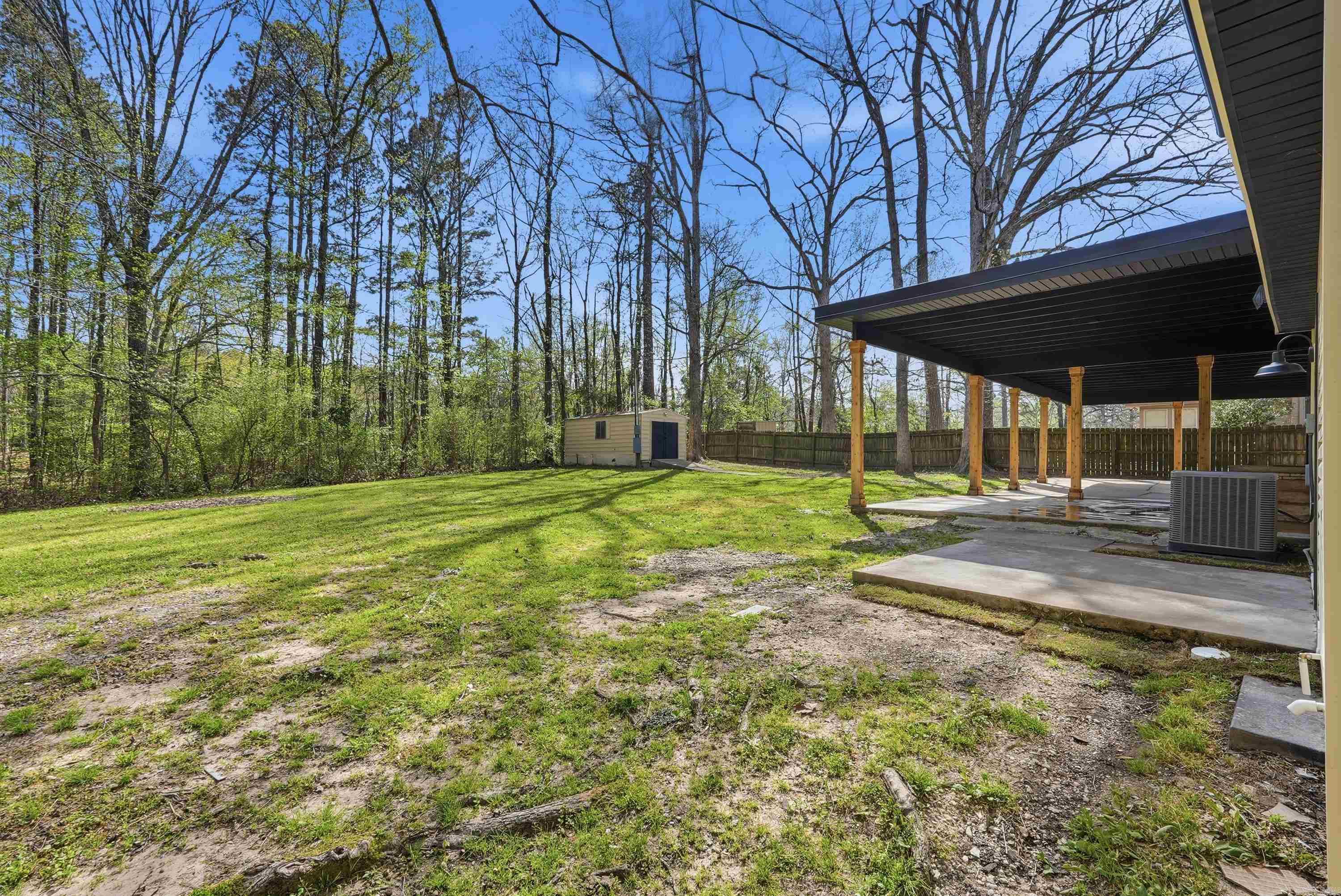 2923 Brown East End  Hensley, AR