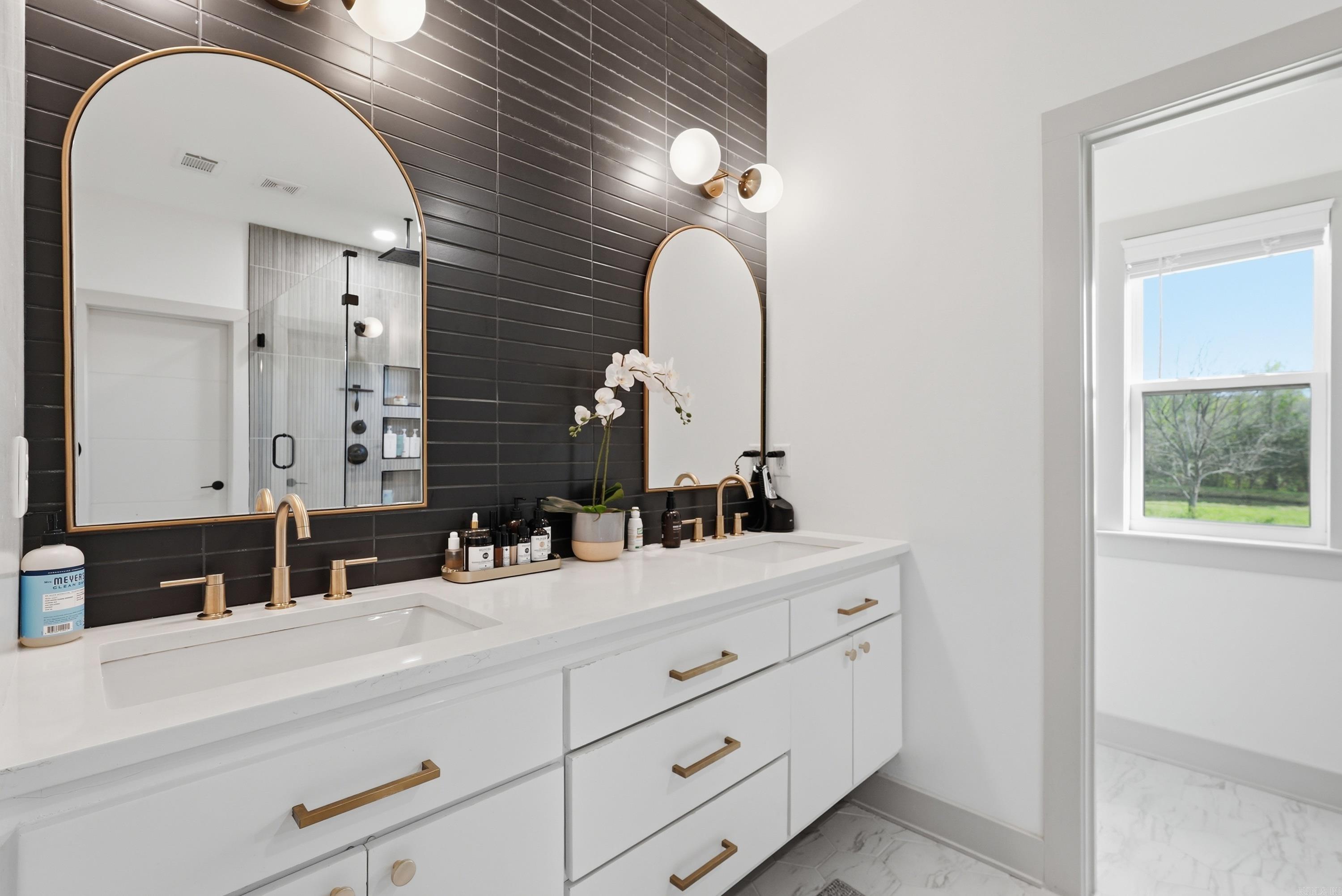 227 Friendship  Conway, AR