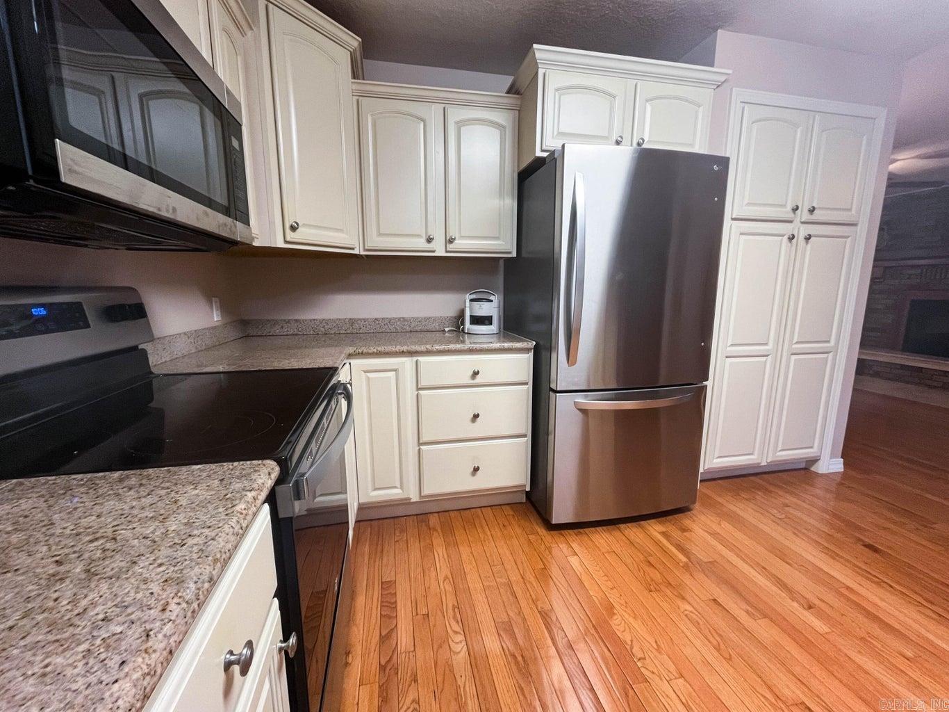 2110 Cambridge  West Plains, MO, AR