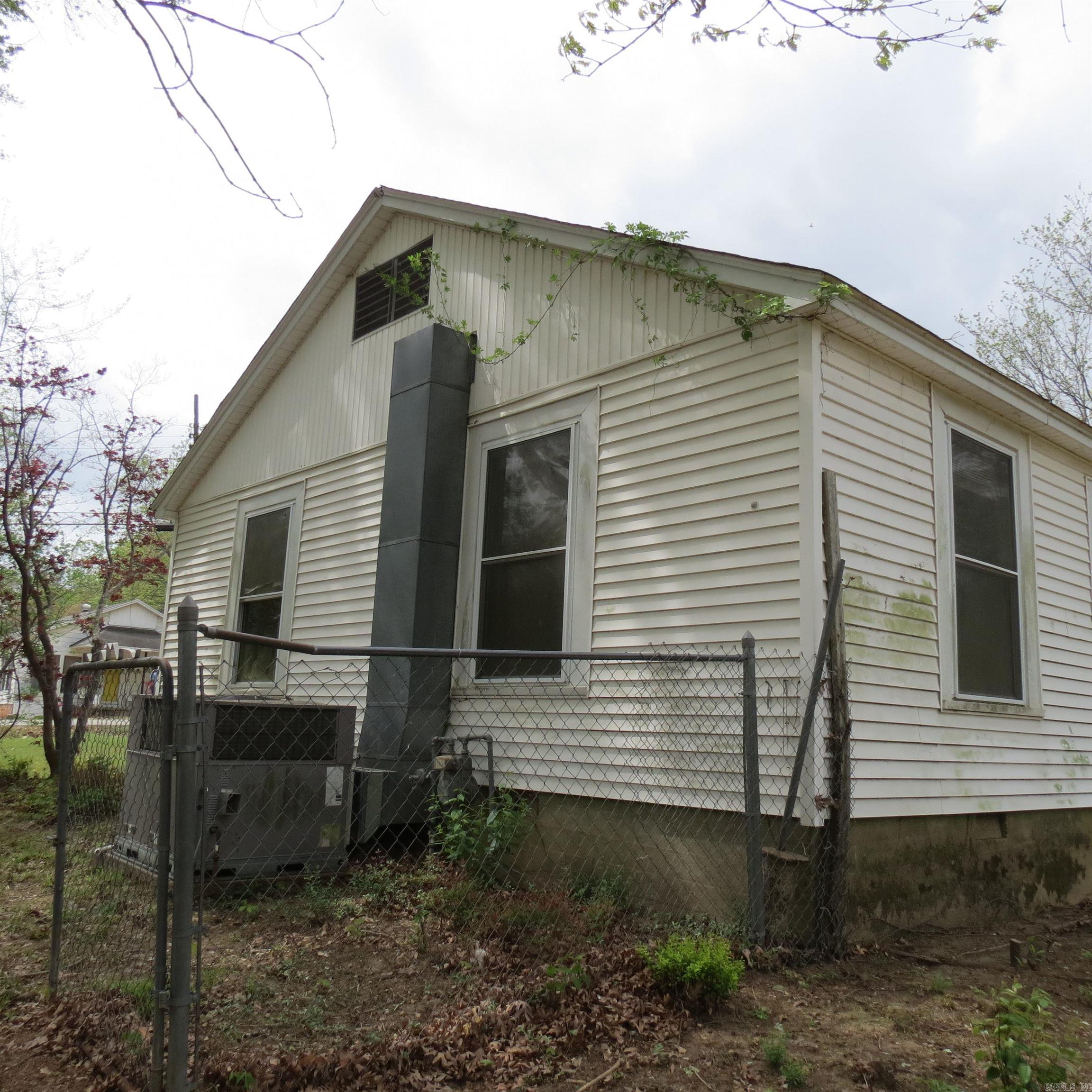 614 Hillcrest  Monticello, AR