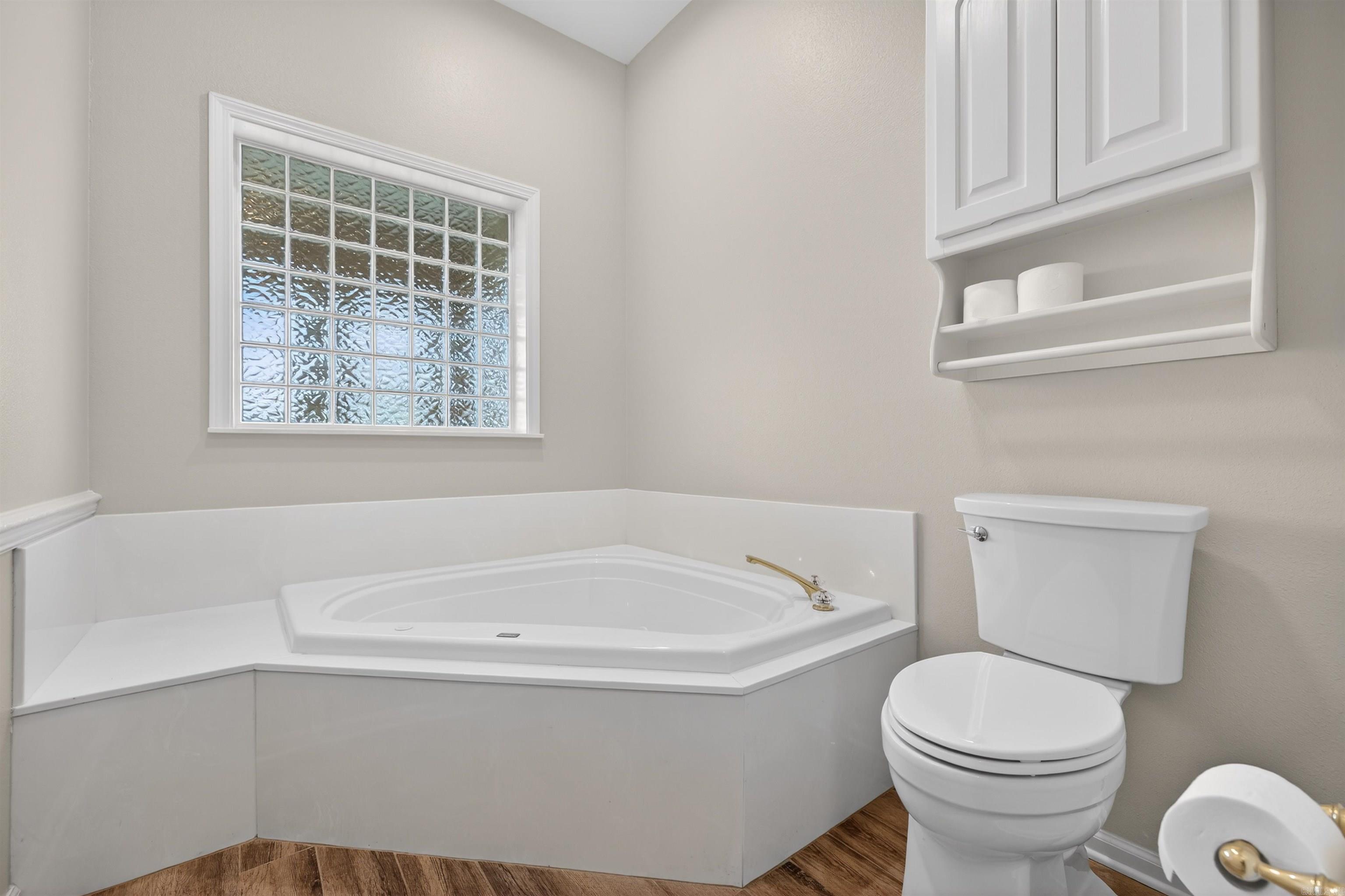 21 Diamante Boulevard Hot Springs Village, AR 71909