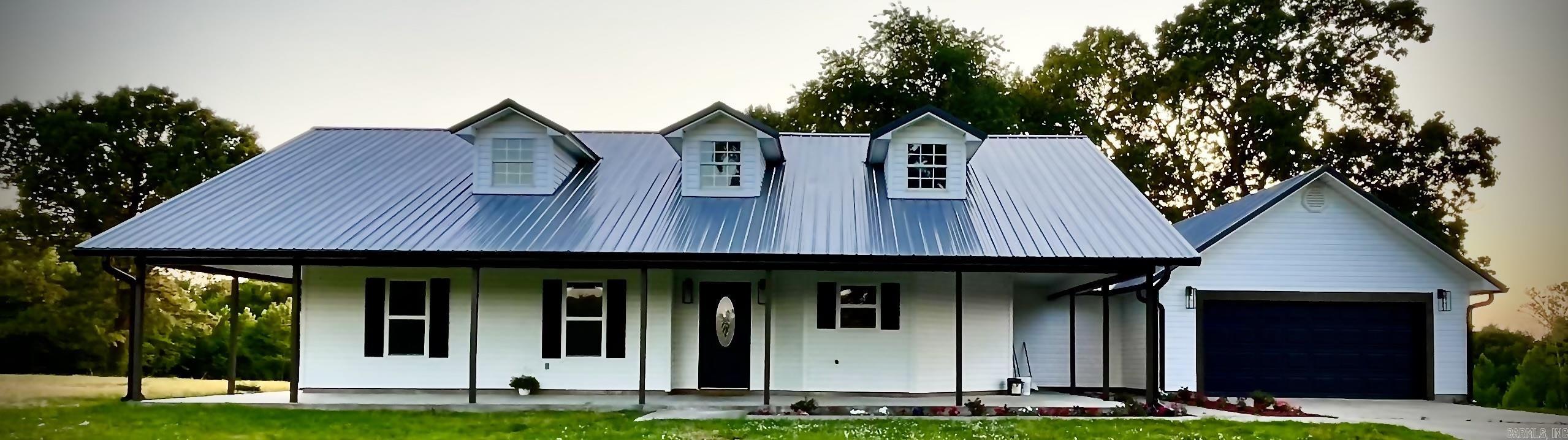 4109 W Creek Road Ozark, AR 72949