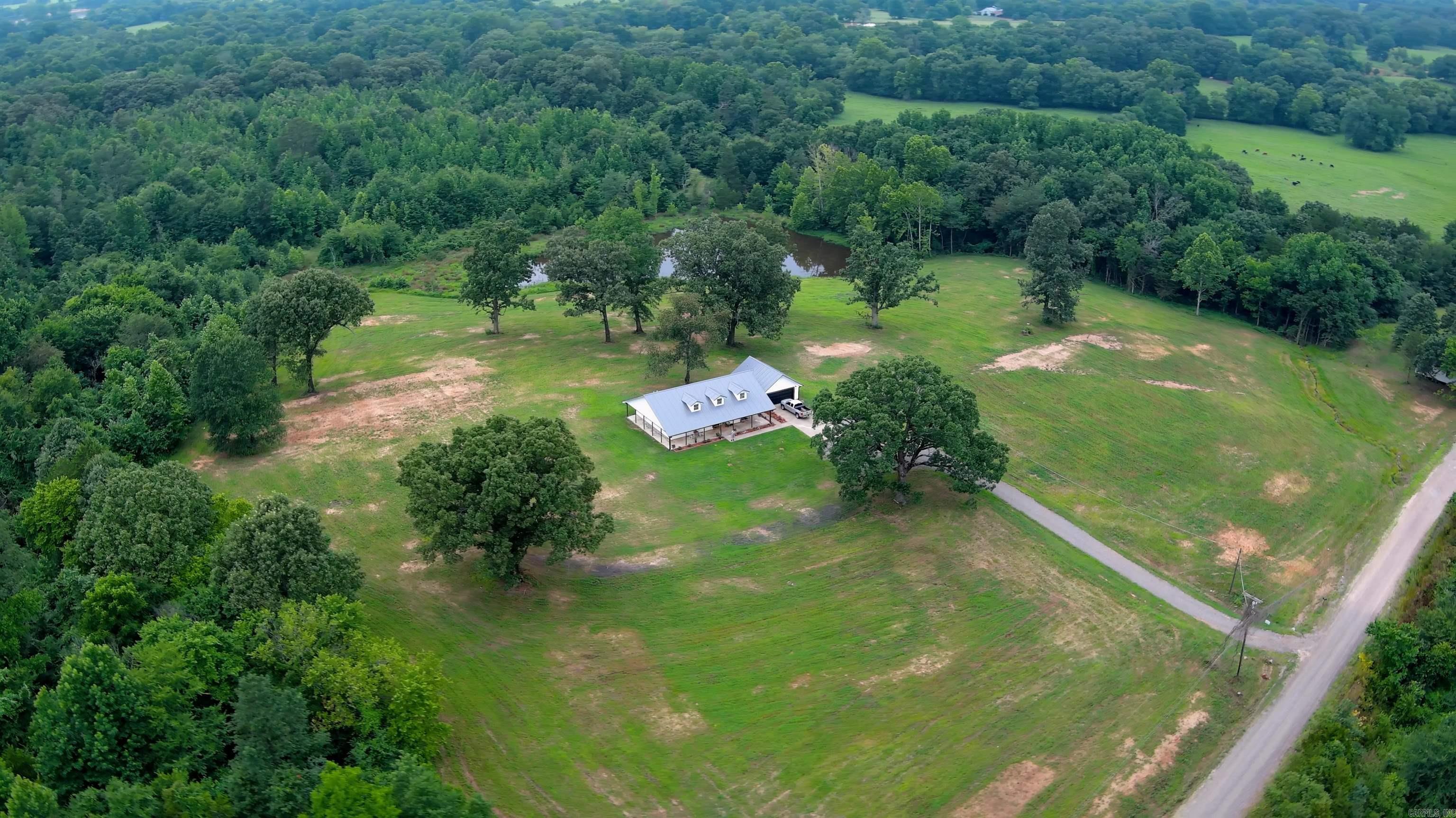 4109 W Creek Road  Ozark, AR