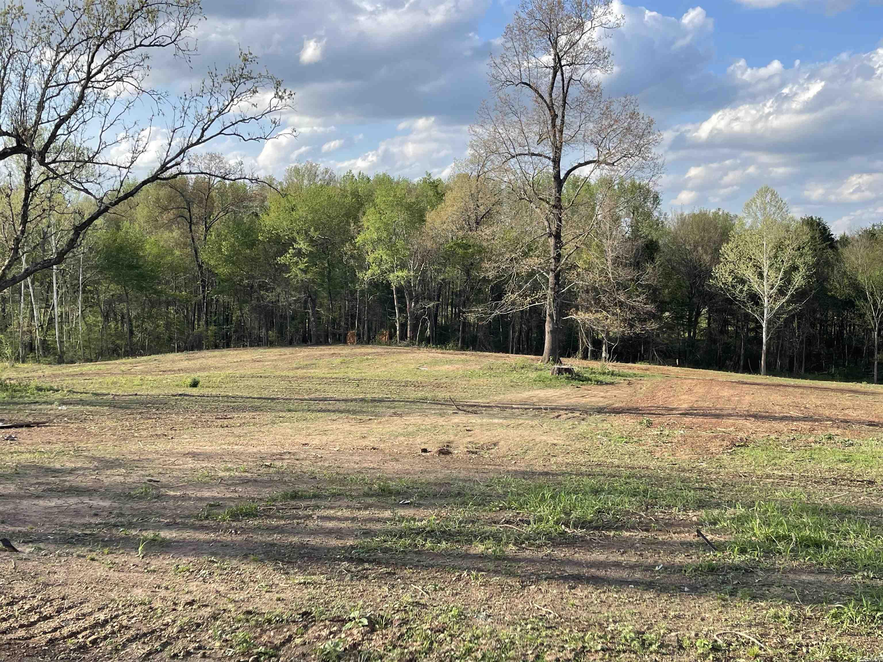 4109 W Creek Road Ozark, AR 72949