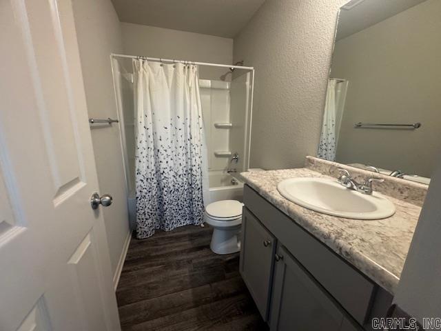 6400 Amalie  Alexander, AR