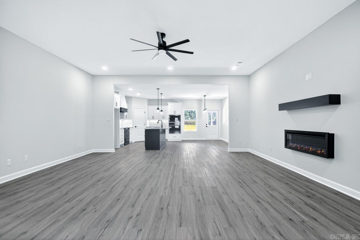 1112 Duke Drive Bauxite, AR 72011