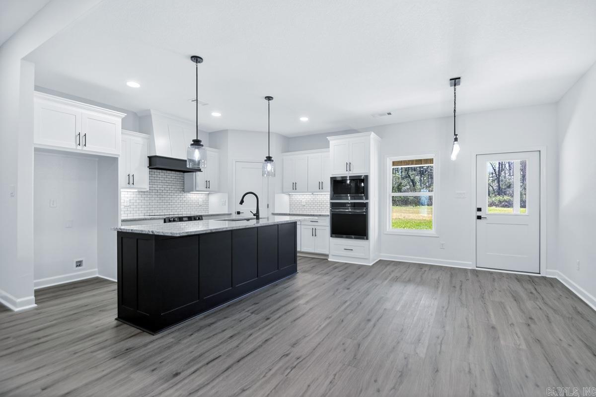 1112 Duke Drive Bauxite, AR 72011