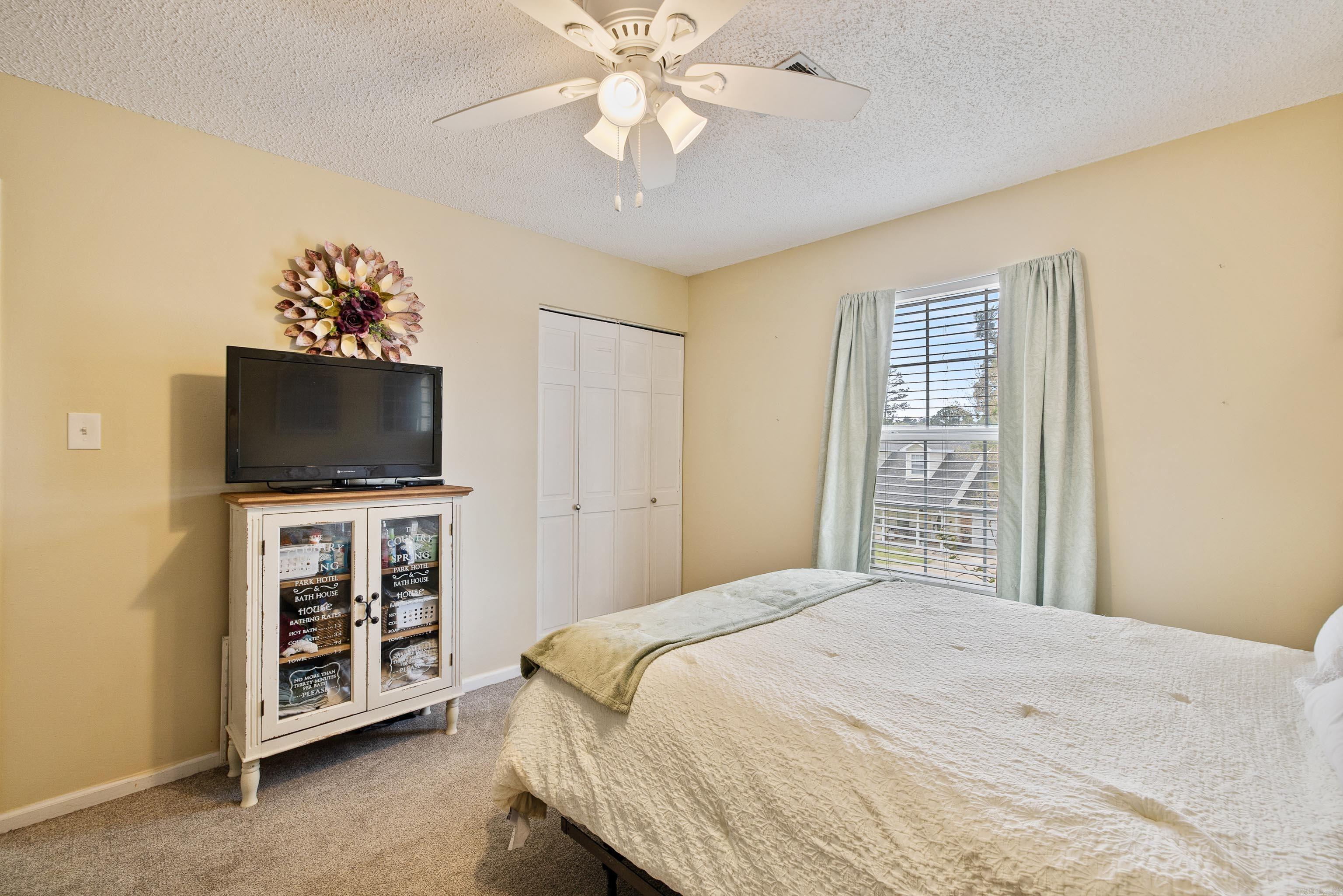 60 Vantage Drive Maumelle, AR 72113