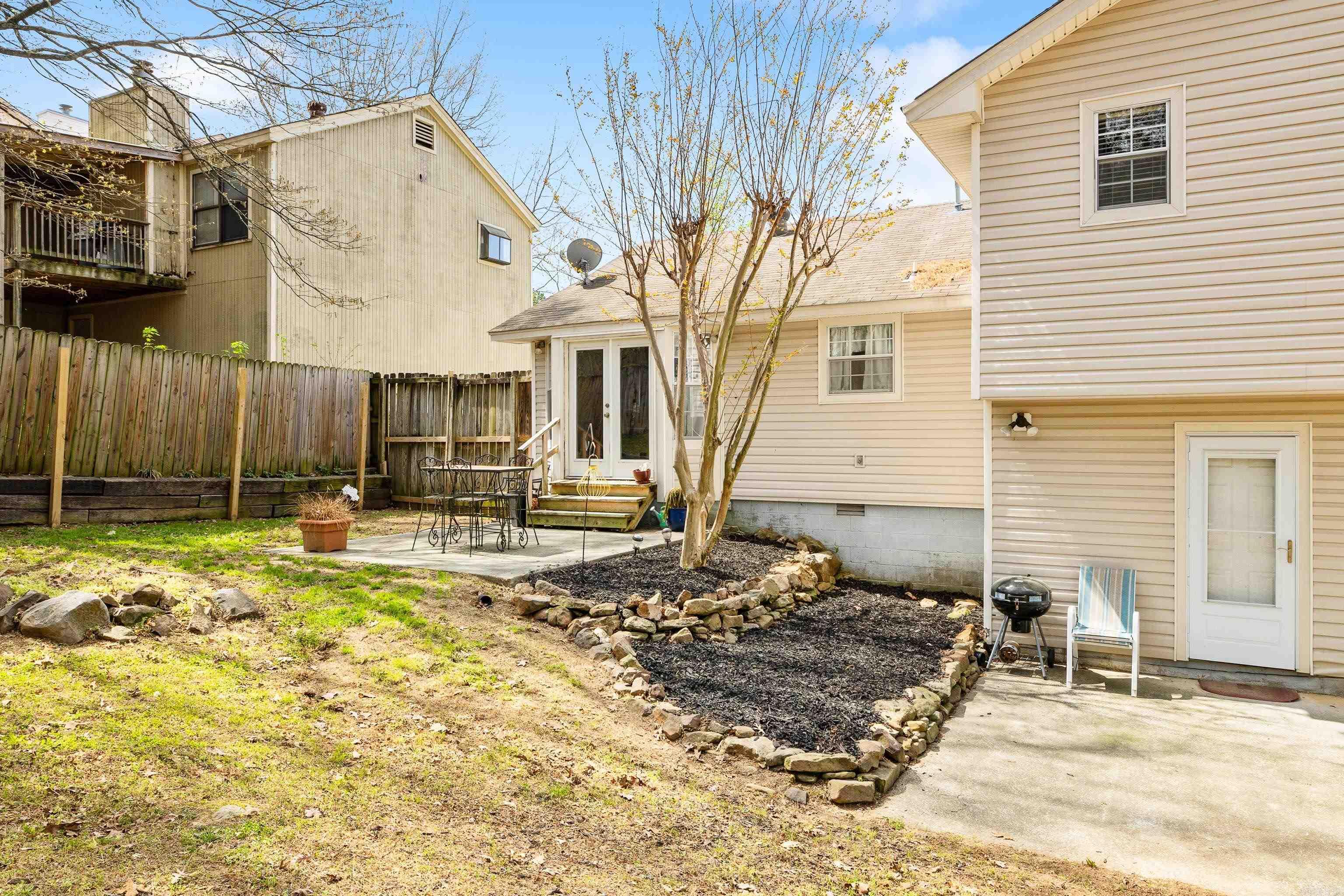 60 Vantage Drive Maumelle, AR 72113