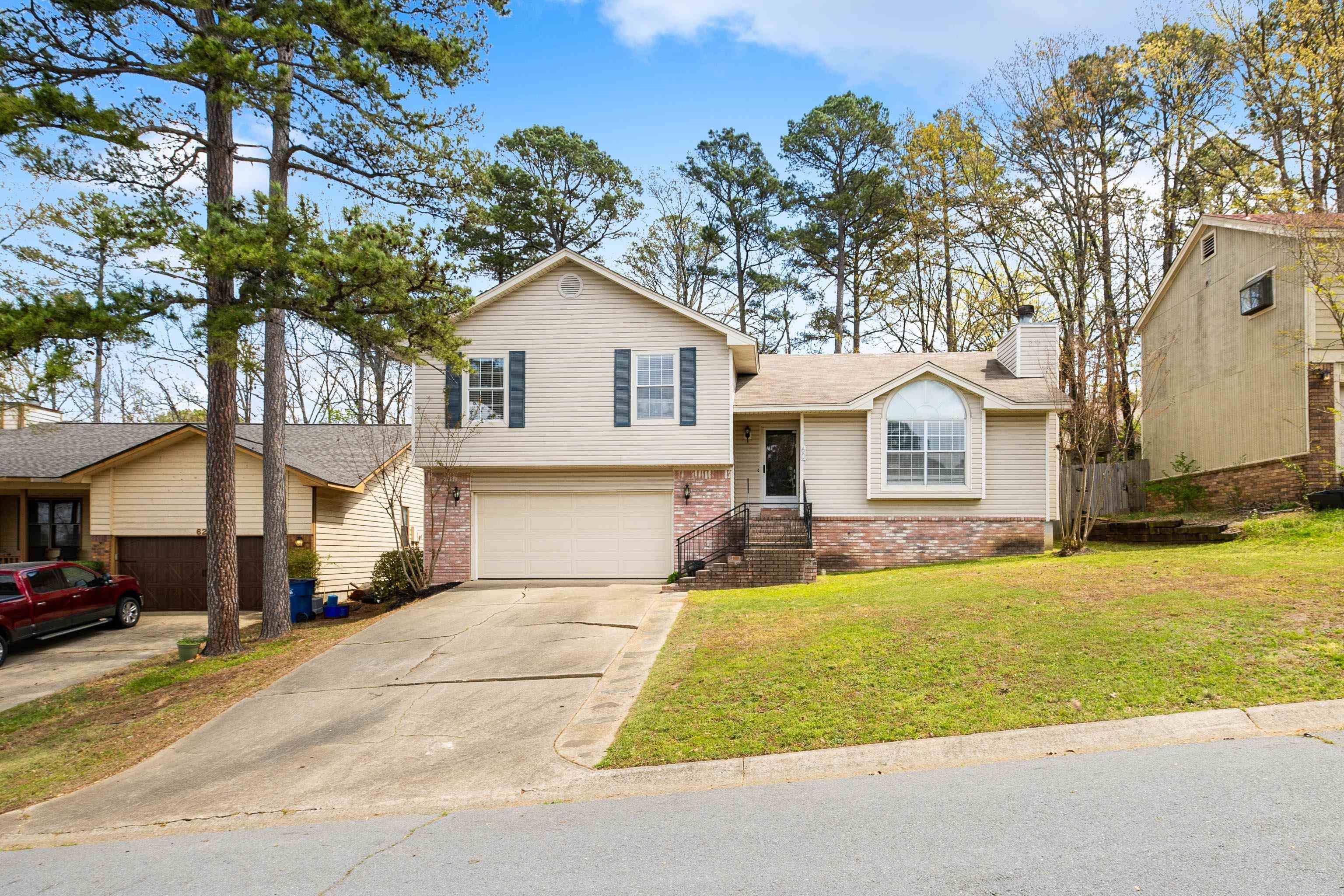 60 Vantage Drive Maumelle, AR 72113