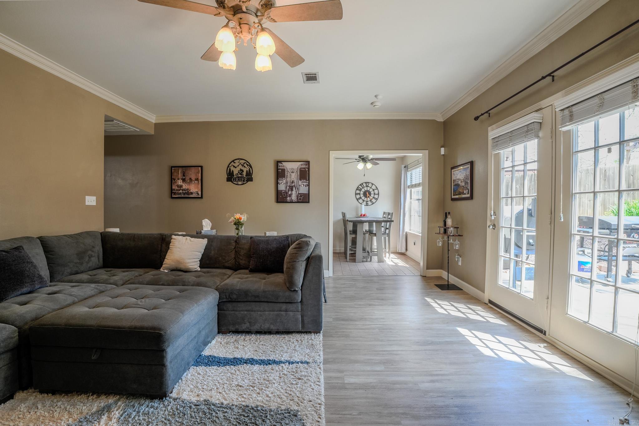 35 Garden Oaks Drive Maumelle, AR 72113