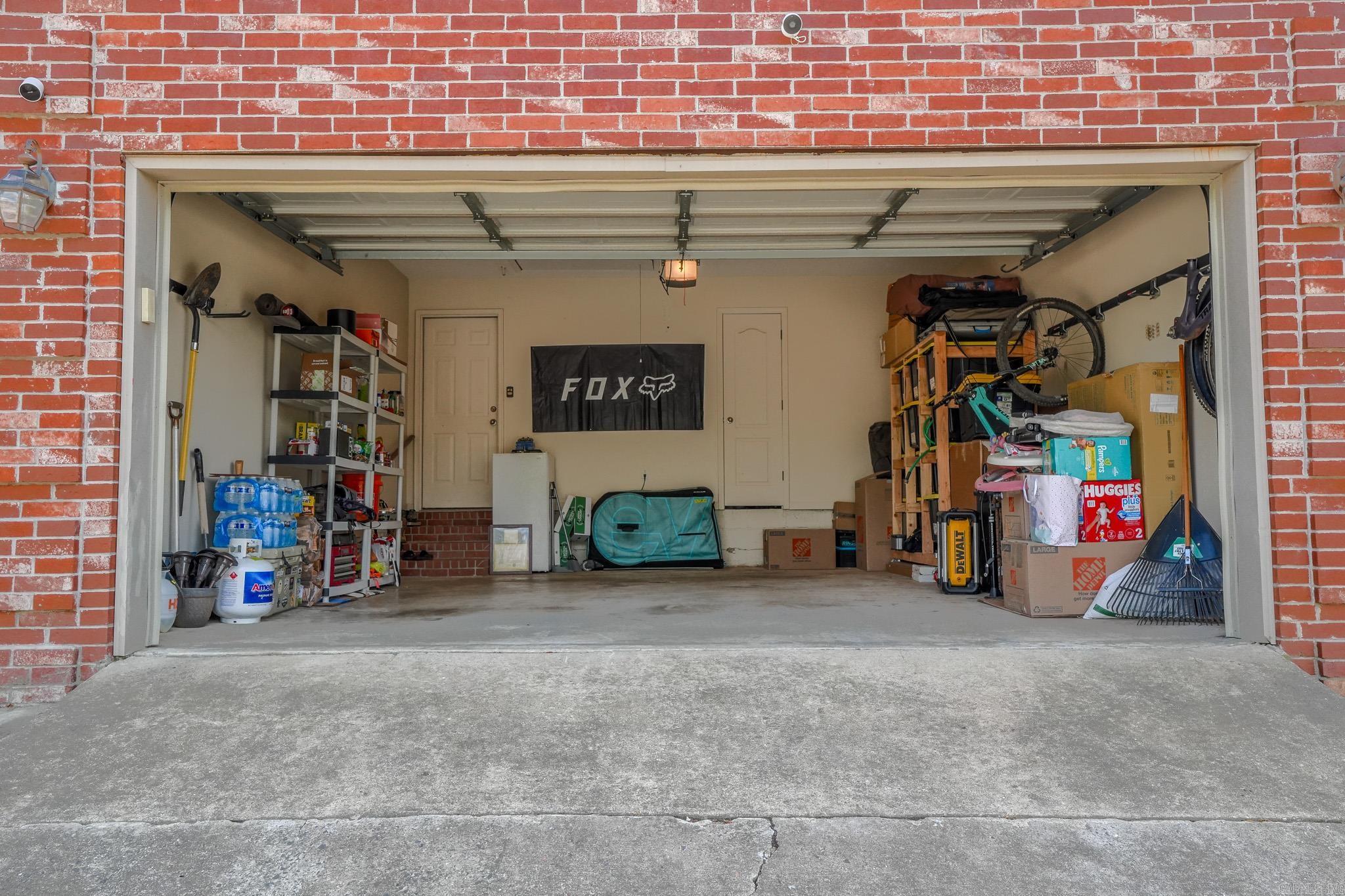 35 Garden Oaks Drive Maumelle, AR 72113