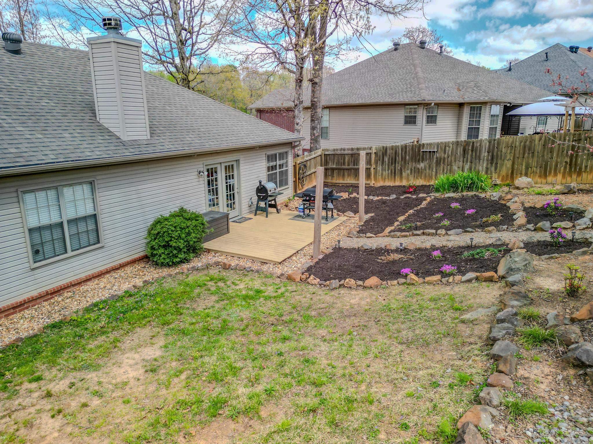 35 Garden Oaks Drive Maumelle, AR 72113