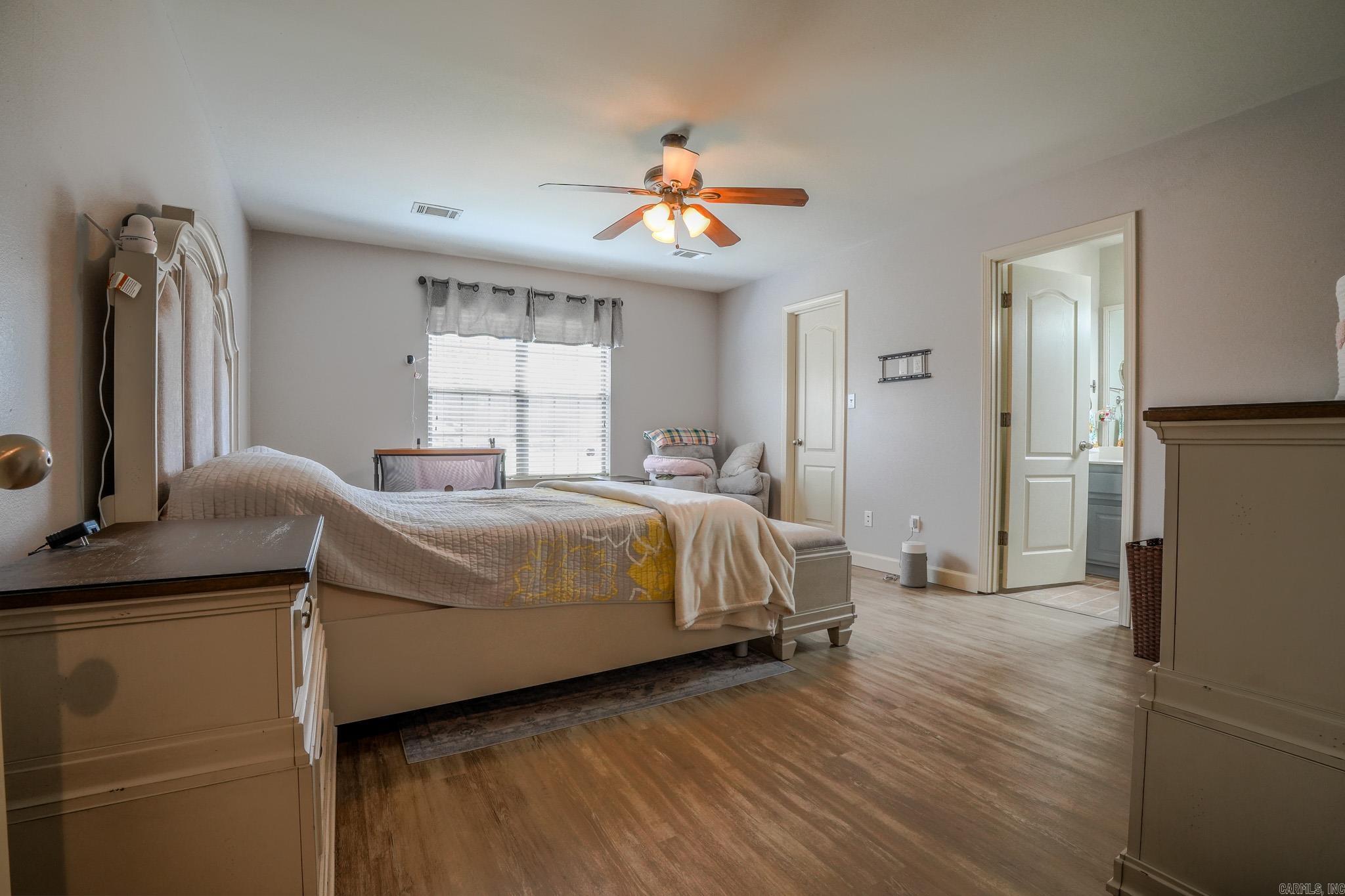 35 Garden Oaks Drive Maumelle, AR 72113