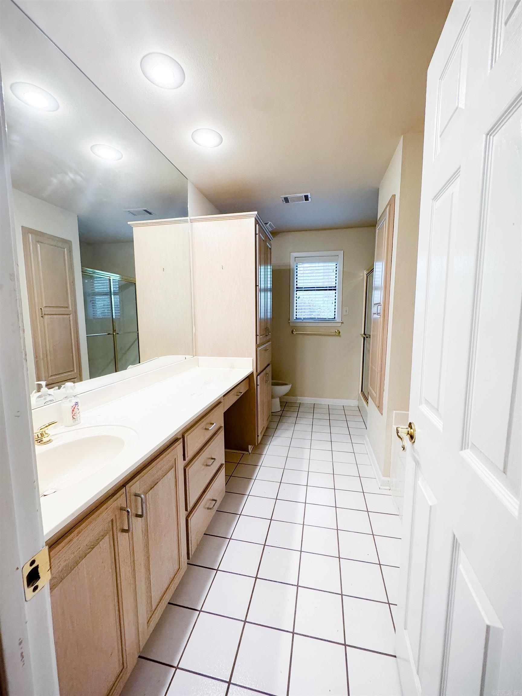 912 Nottingham Court Benton, AR 72019