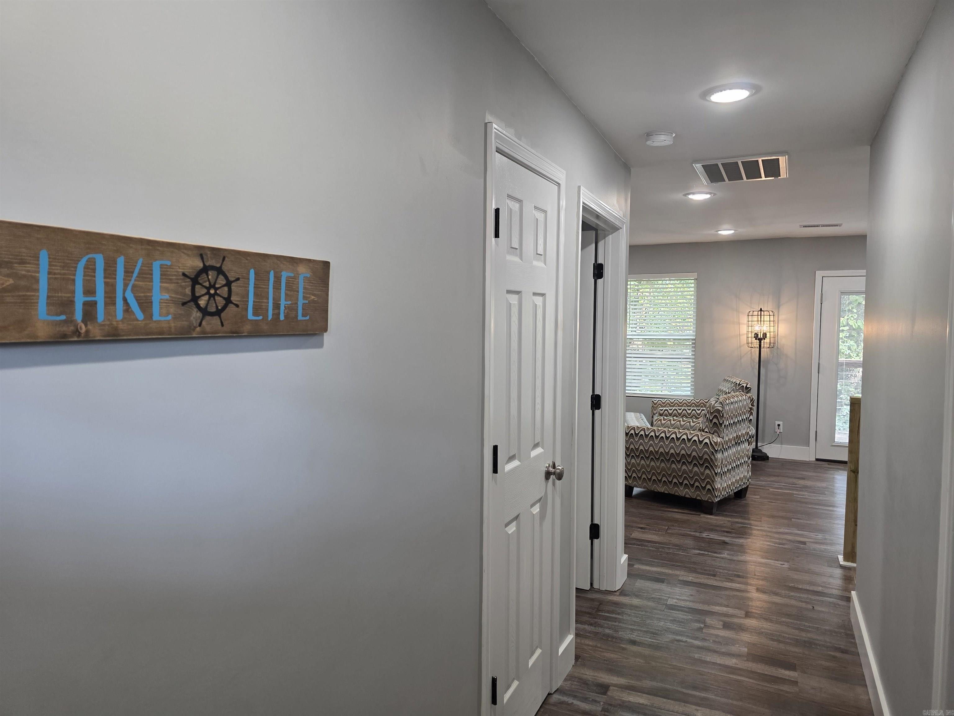 1000 Twin Coves  Greers Ferry, AR