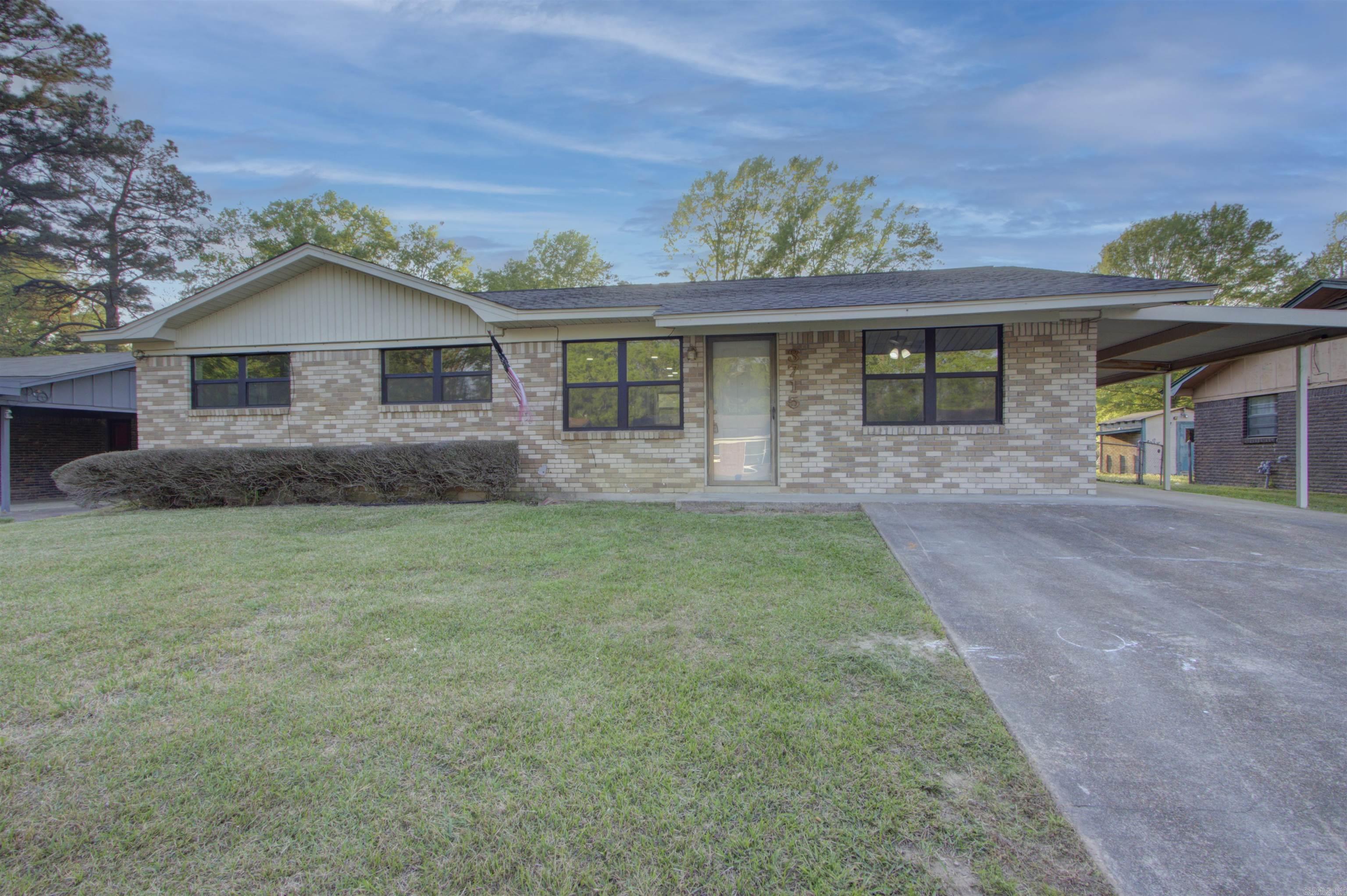 3715 Forestwood Texarkana, AR 71854