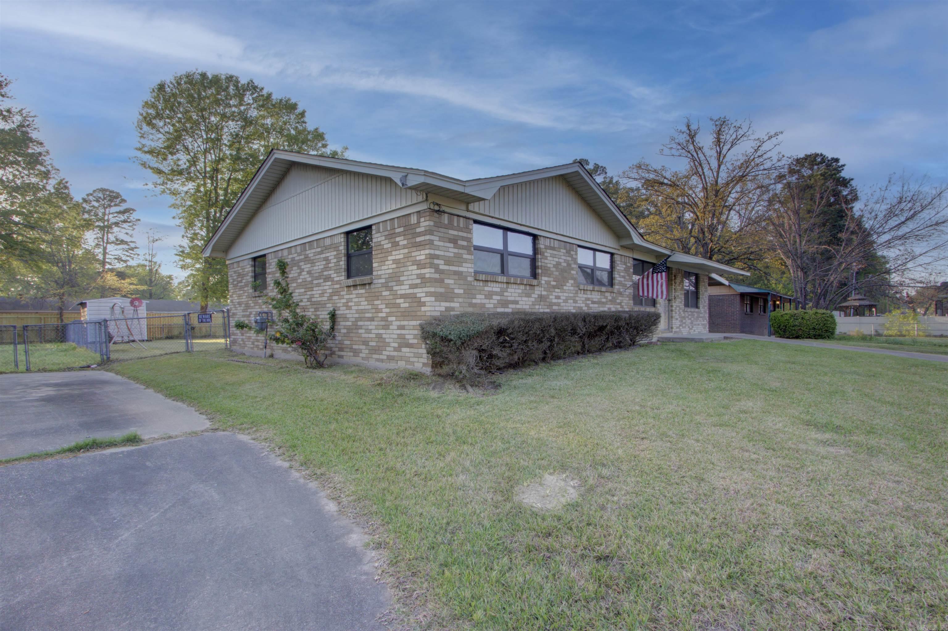 3715 Forestwood Texarkana, AR 71854