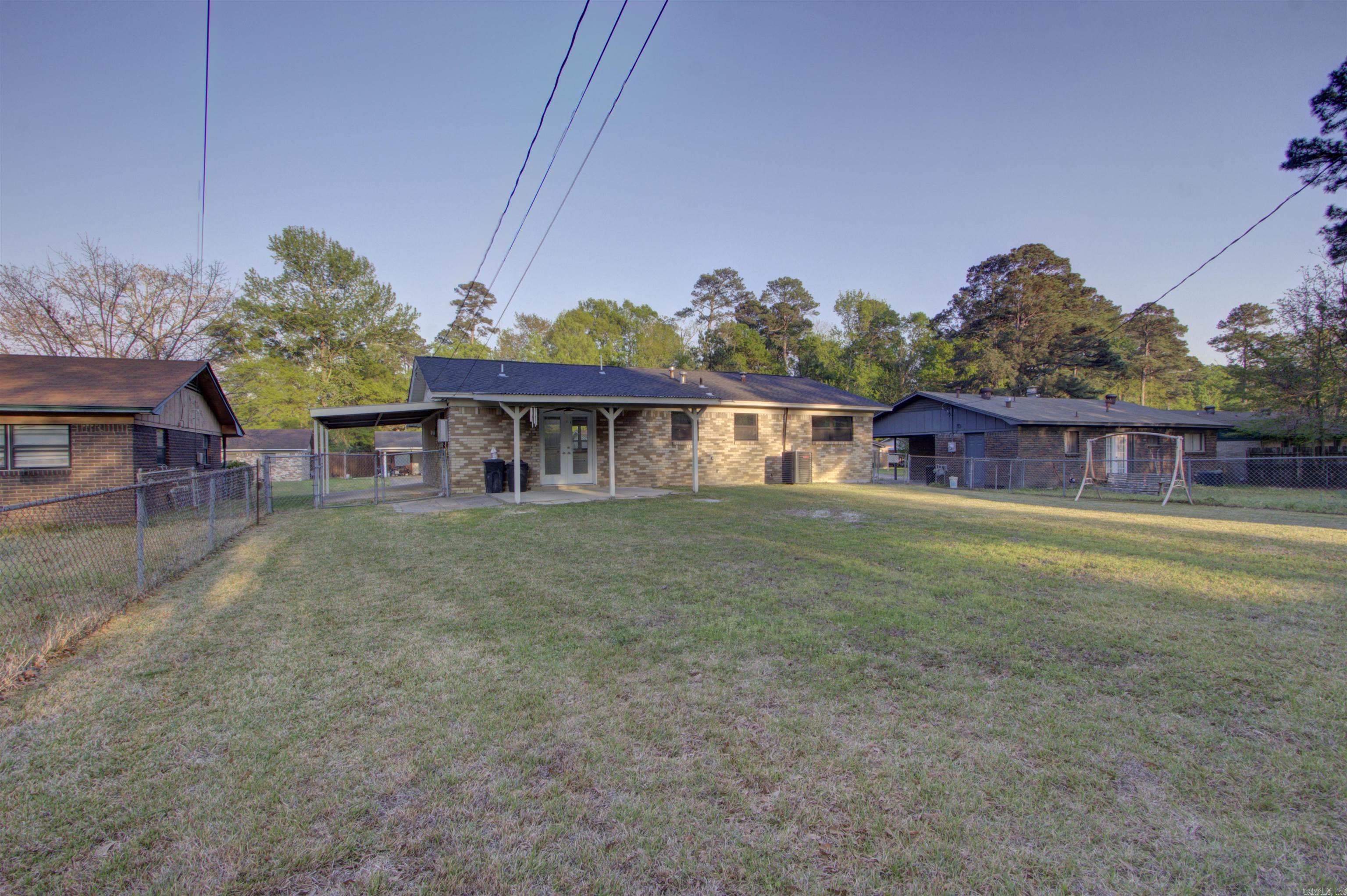3715 Forestwood Texarkana, AR 71854