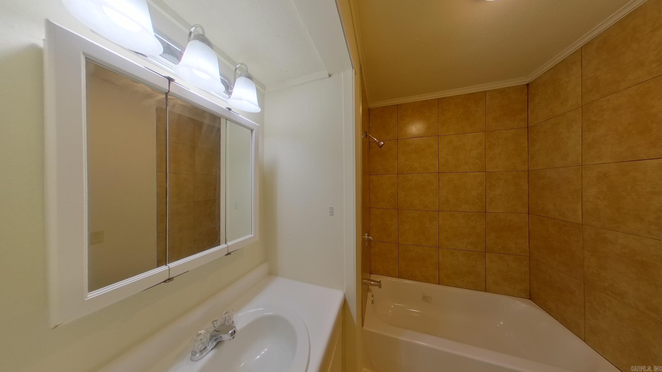 3705 Hickory  Texarkana, AR