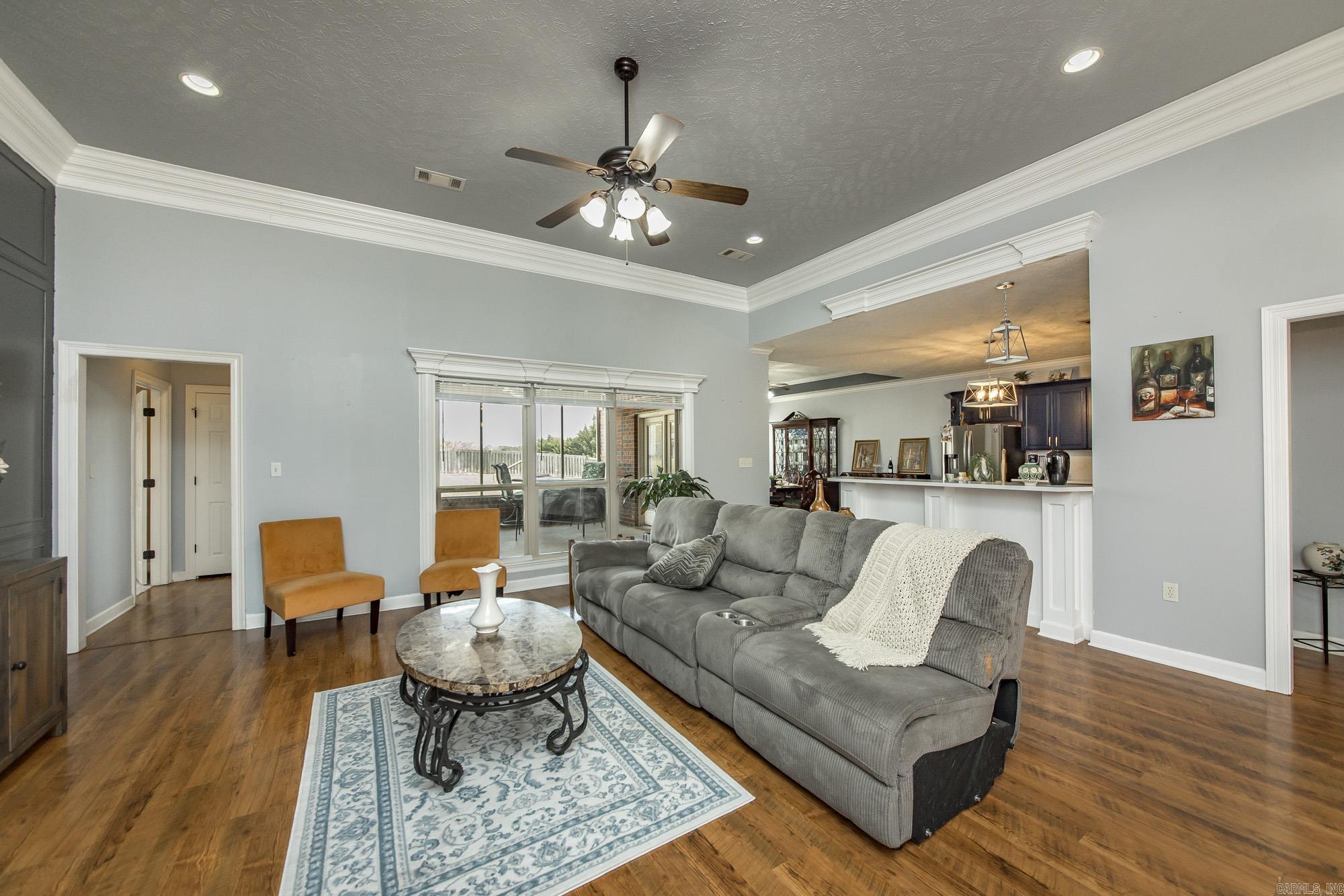 75 Booker  Lonoke, AR