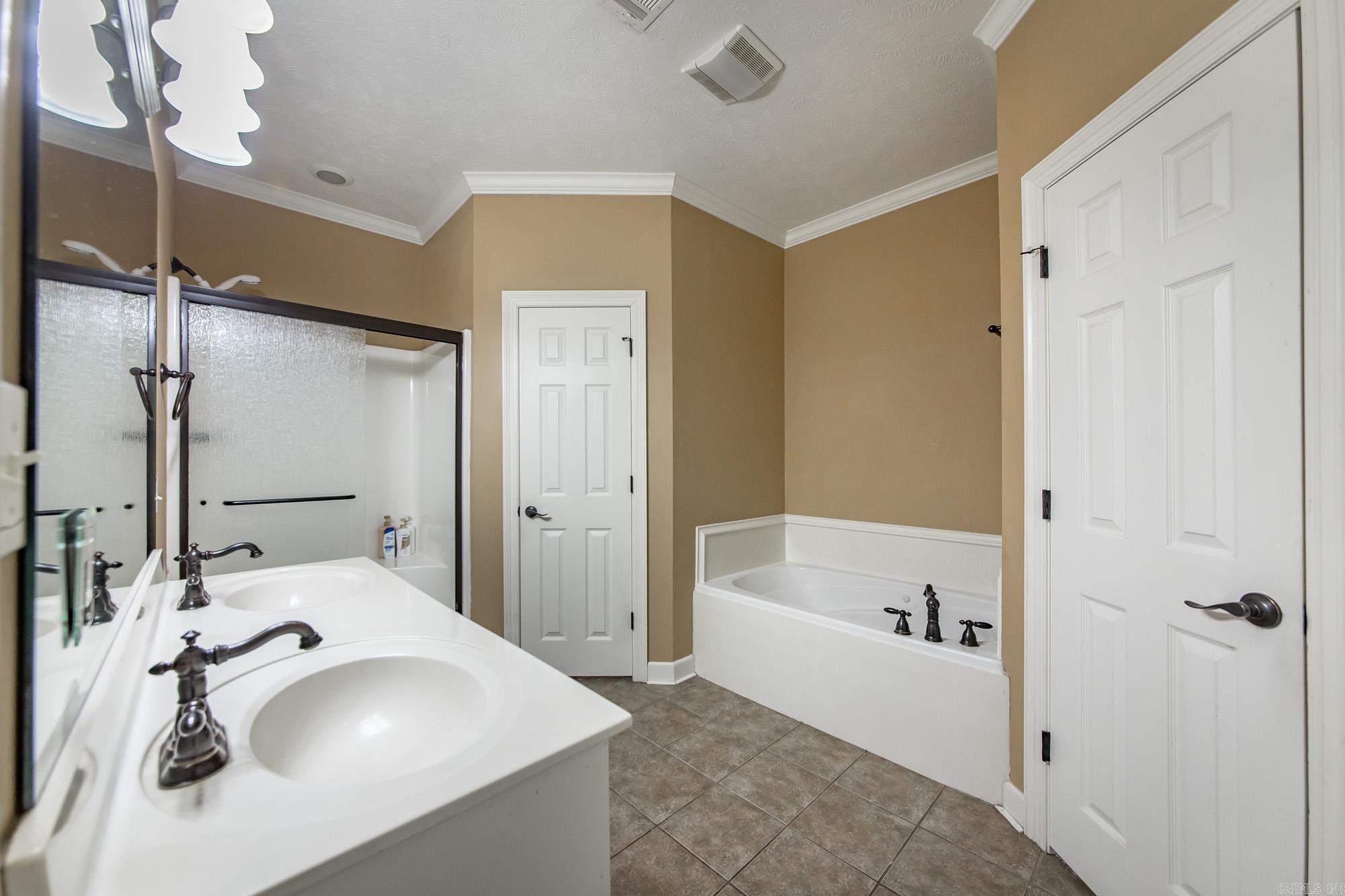 75 Booker  Lonoke, AR