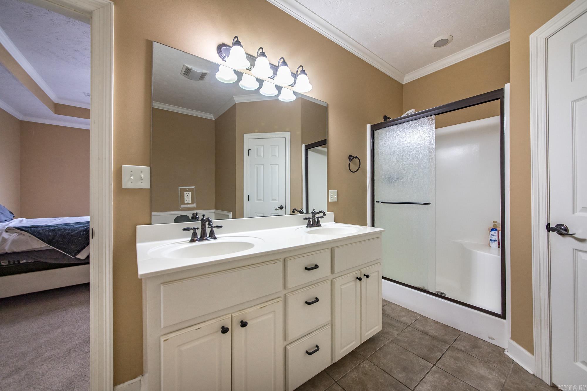 75 Booker  Lonoke, AR