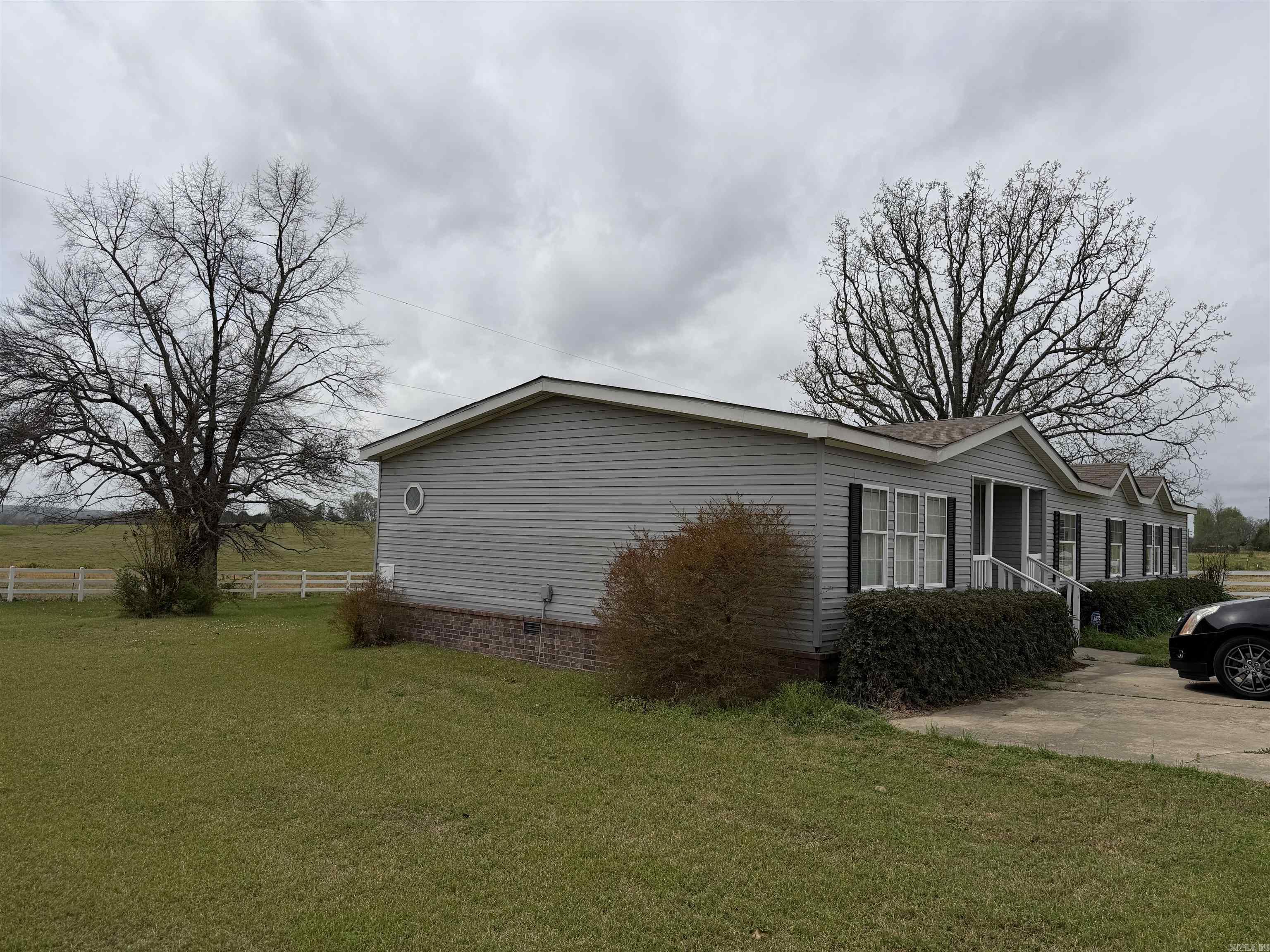 1275 Cadron Creek  Quitman, AR