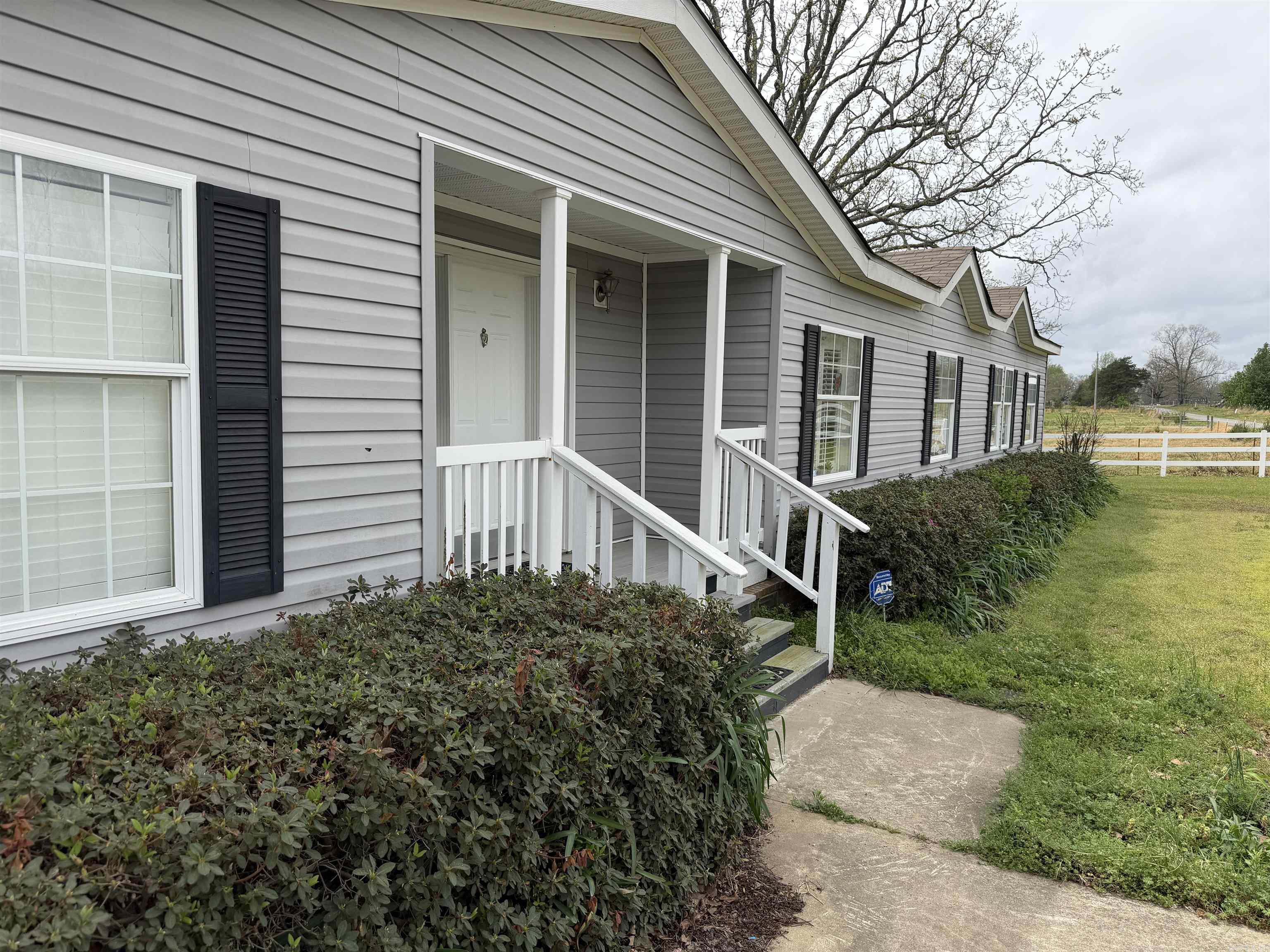 1275 Cadron Creek  Quitman, AR