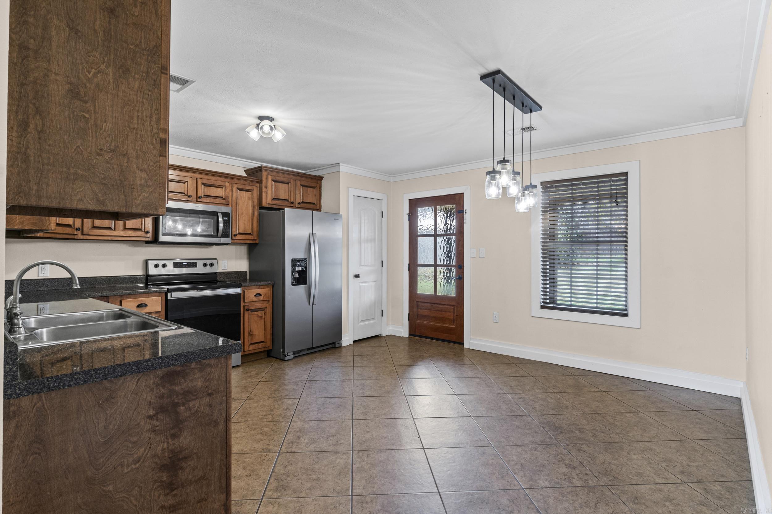 1612 W Vine St. Searcy, AR 72143