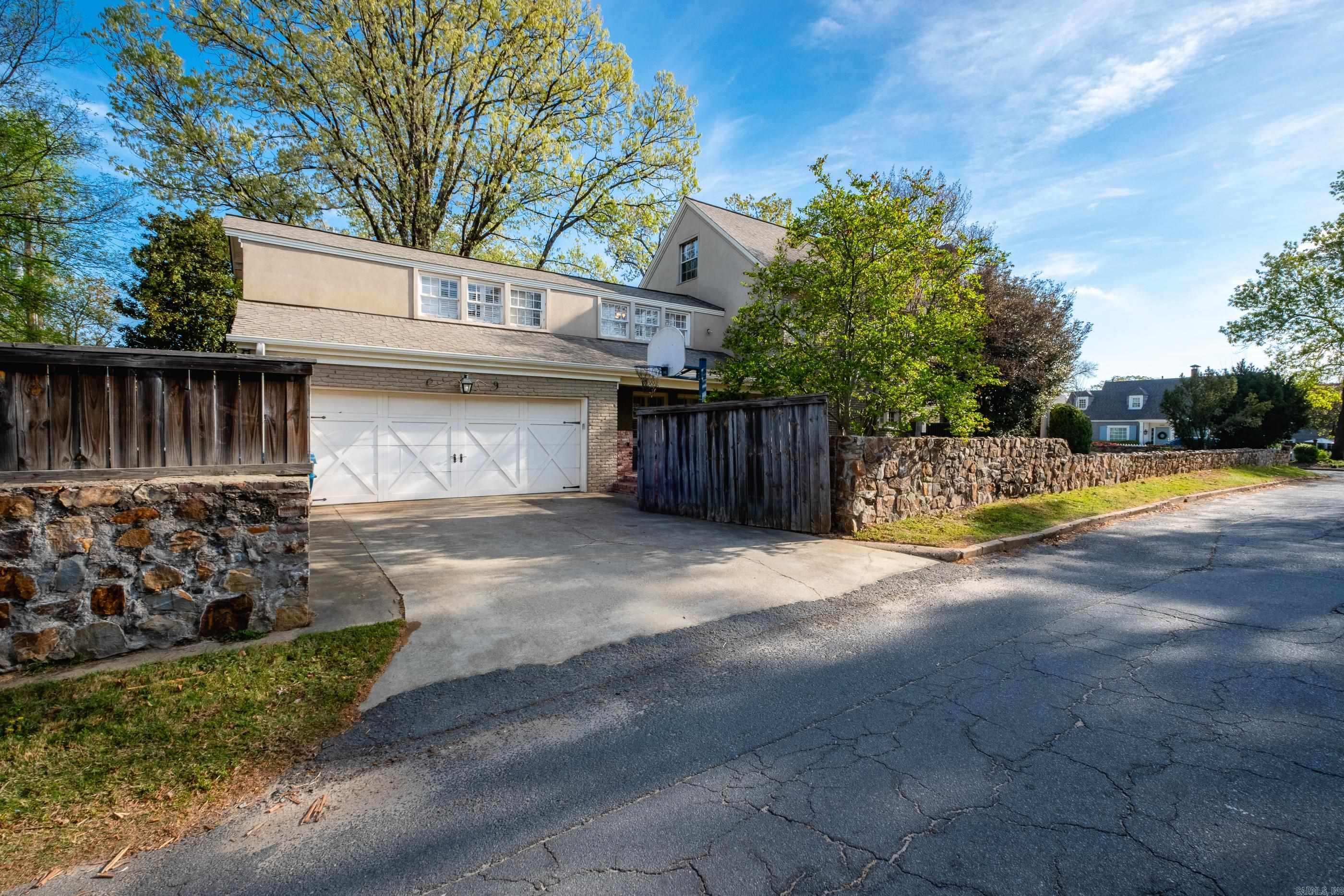 2400 N Pierce  Little Rock, AR