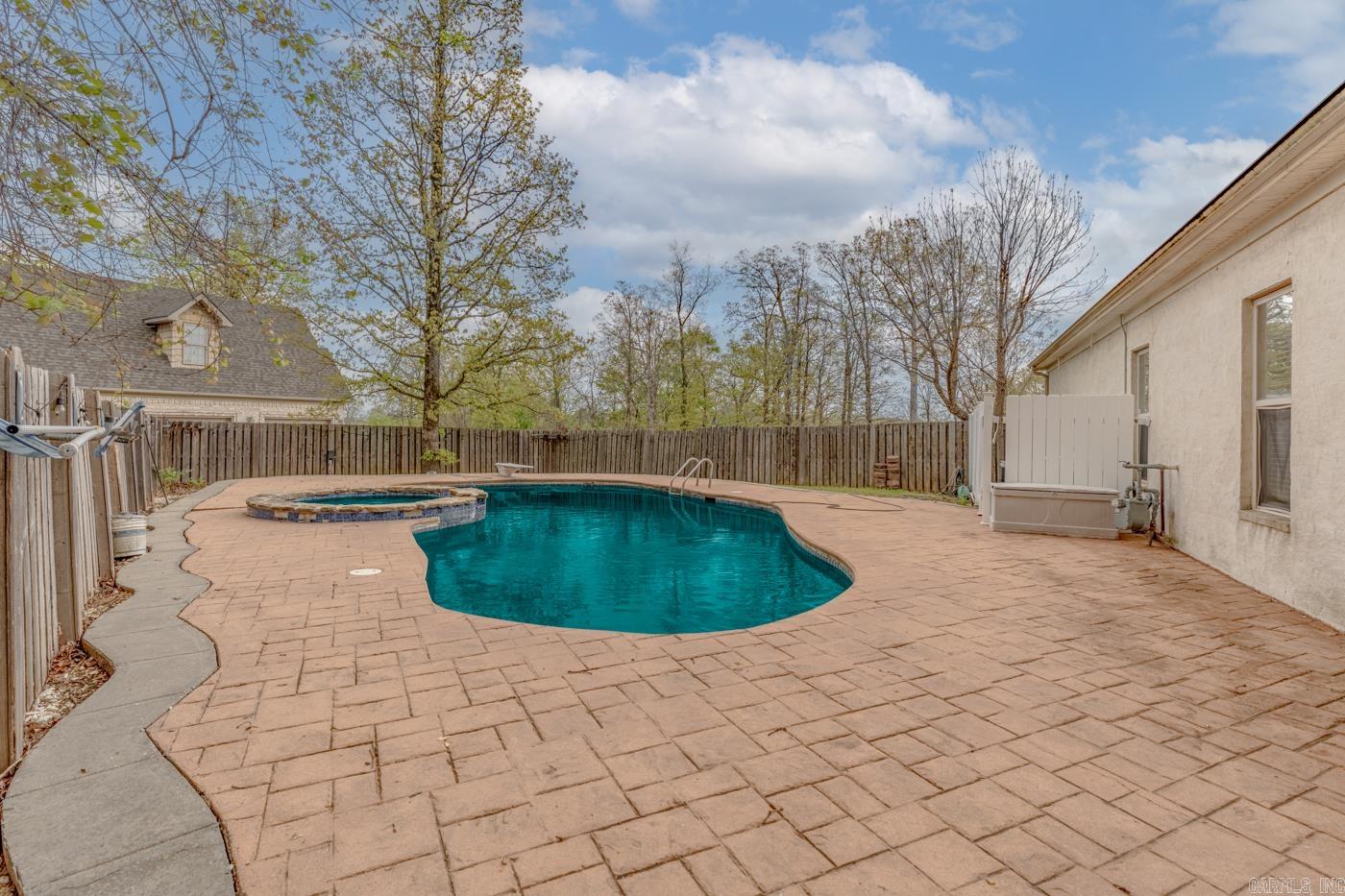 4405 Wood Crest  Jonesboro, AR