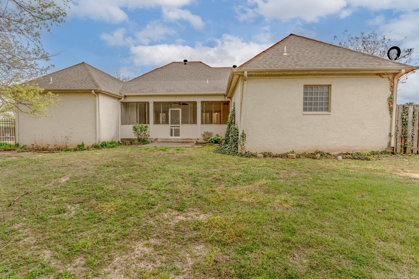 4405 Wood Crest  Jonesboro, AR