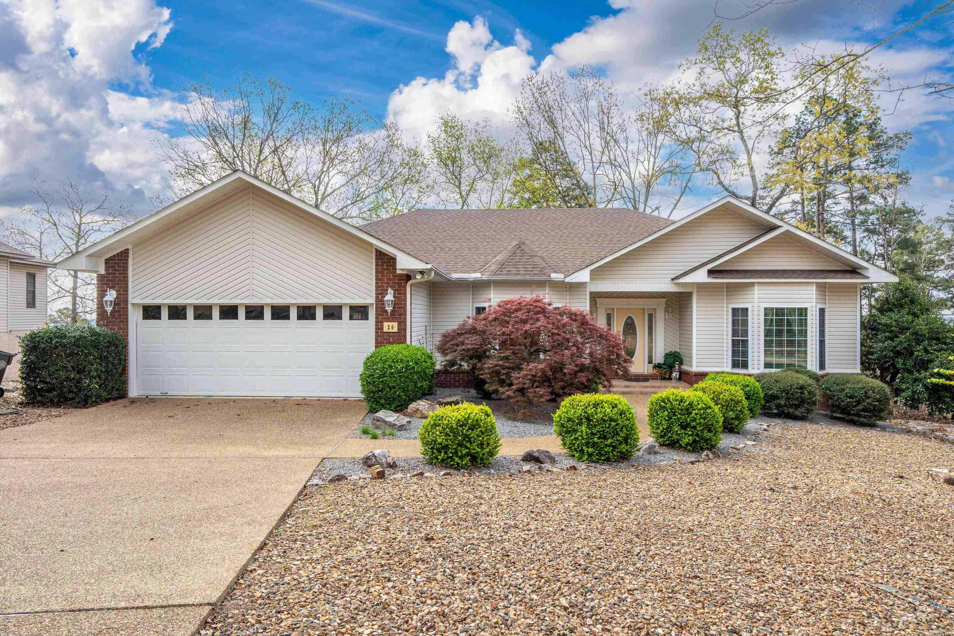 20 Hanares  Hot Springs Village, AR