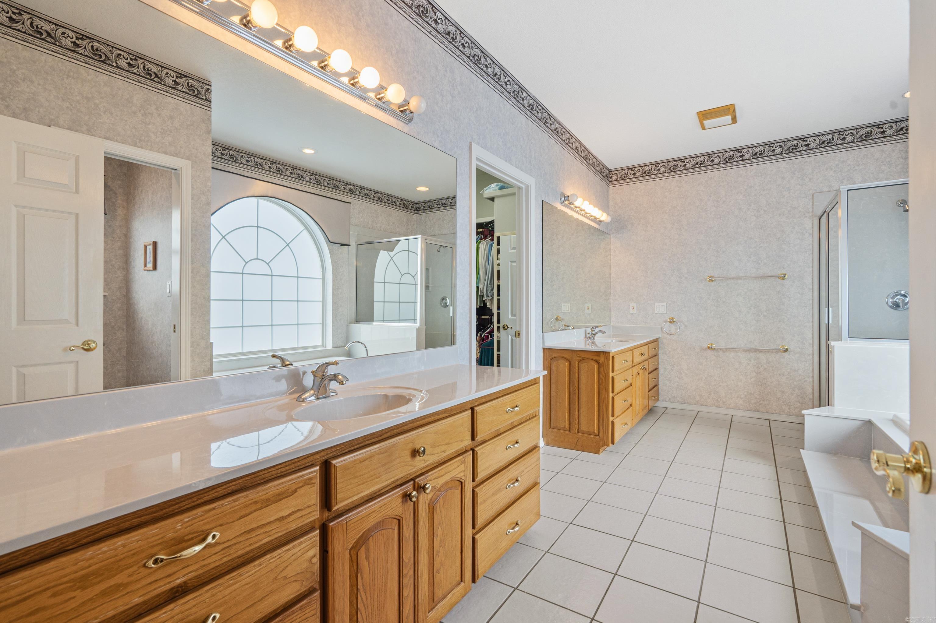 20 Hanares  Hot Springs Village, AR